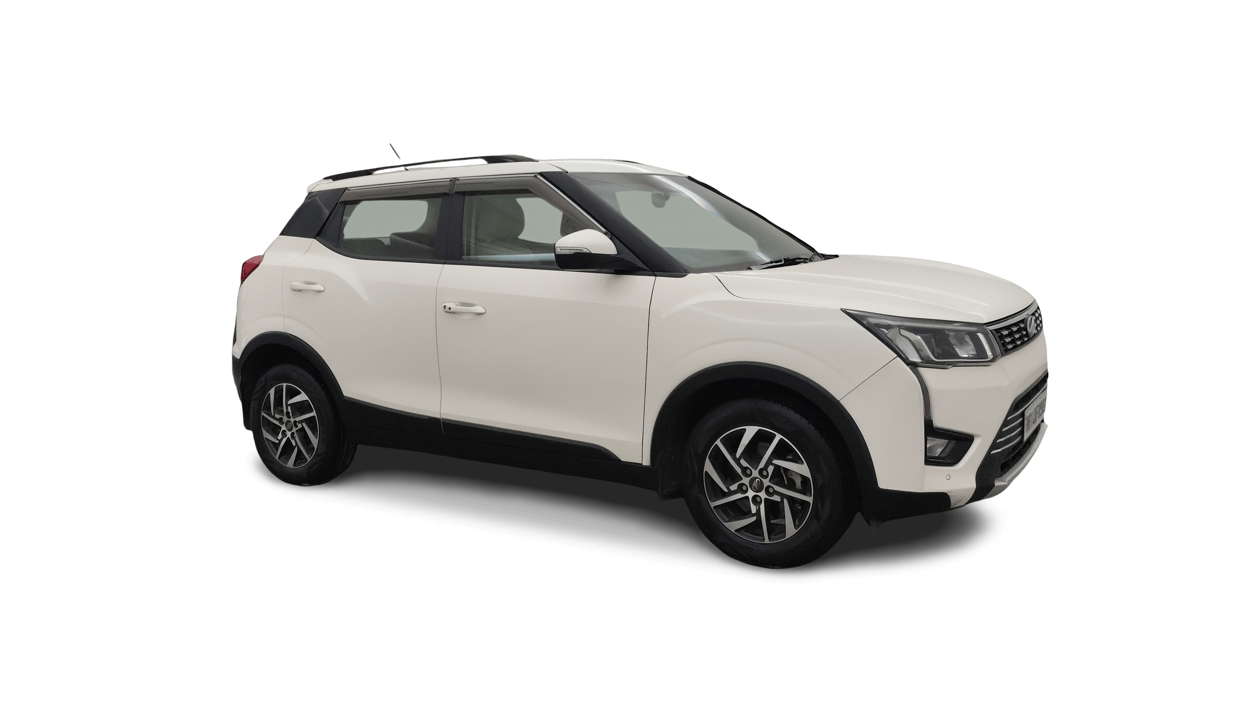 2022 Mahindra XUV300 - SUV - Petrol - Manual - ₹7.73 lakh