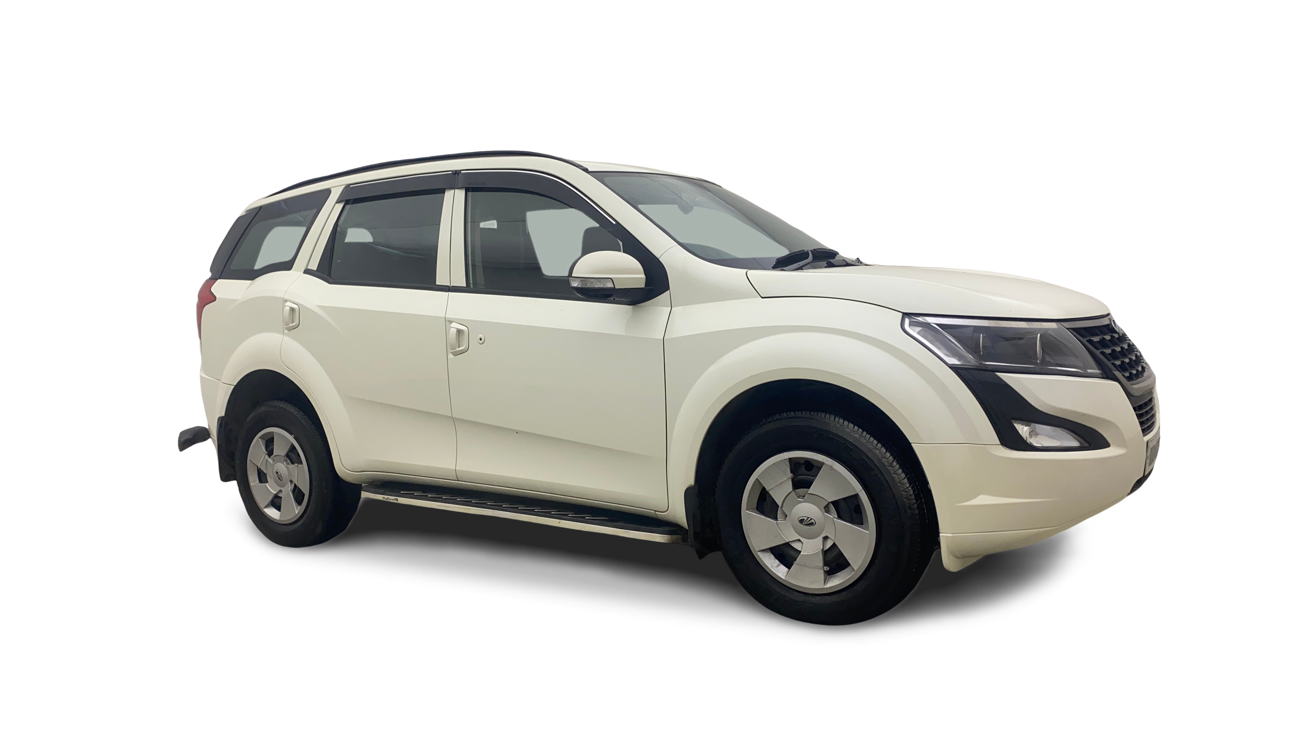 2021 Mahindra XUV500 - SUV - Diesel - Manual - ₹9.60 lakh