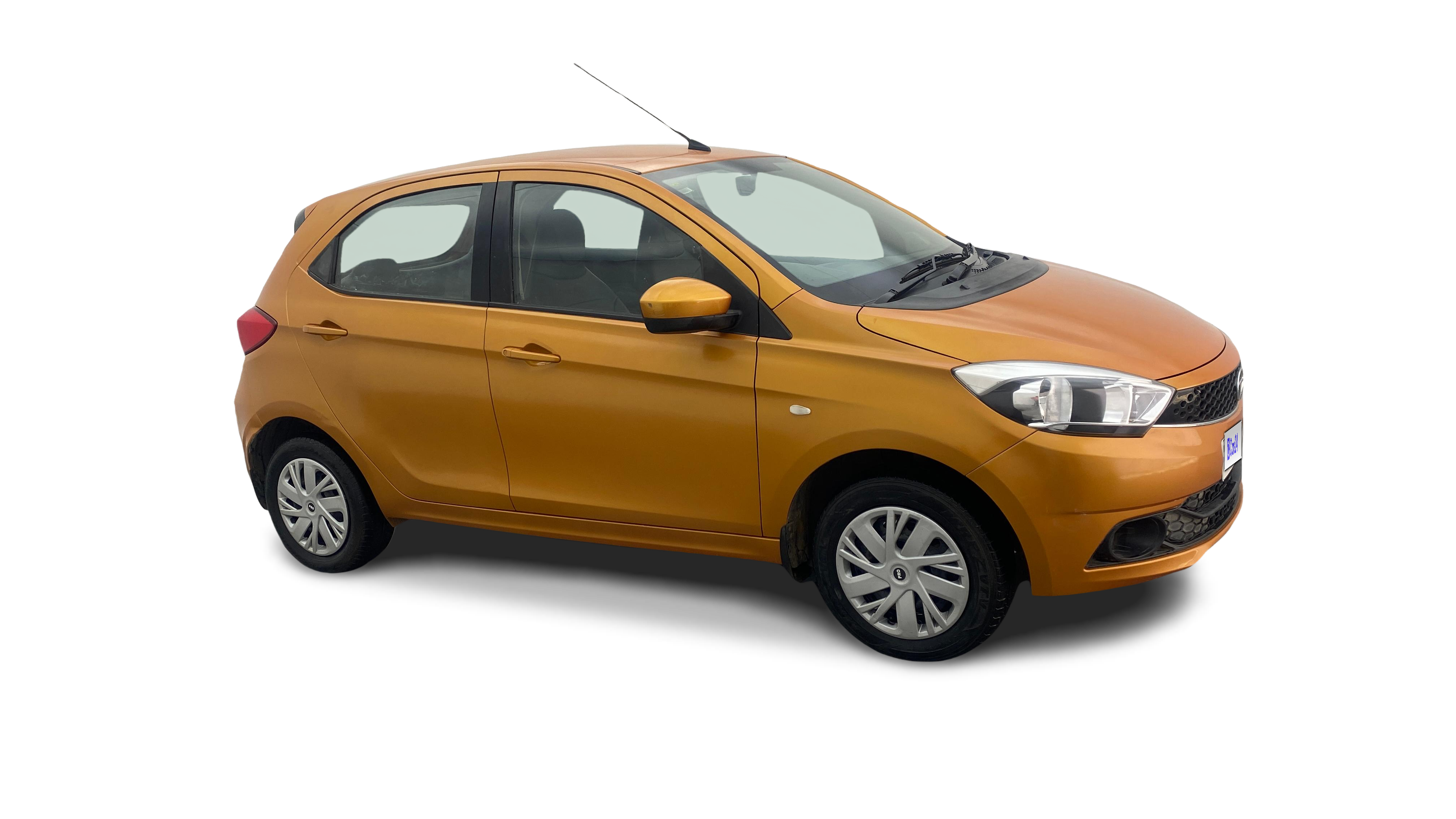 2016 Tata Tiago - Hatchback - Petrol - Manual - ₹3.47 lakh