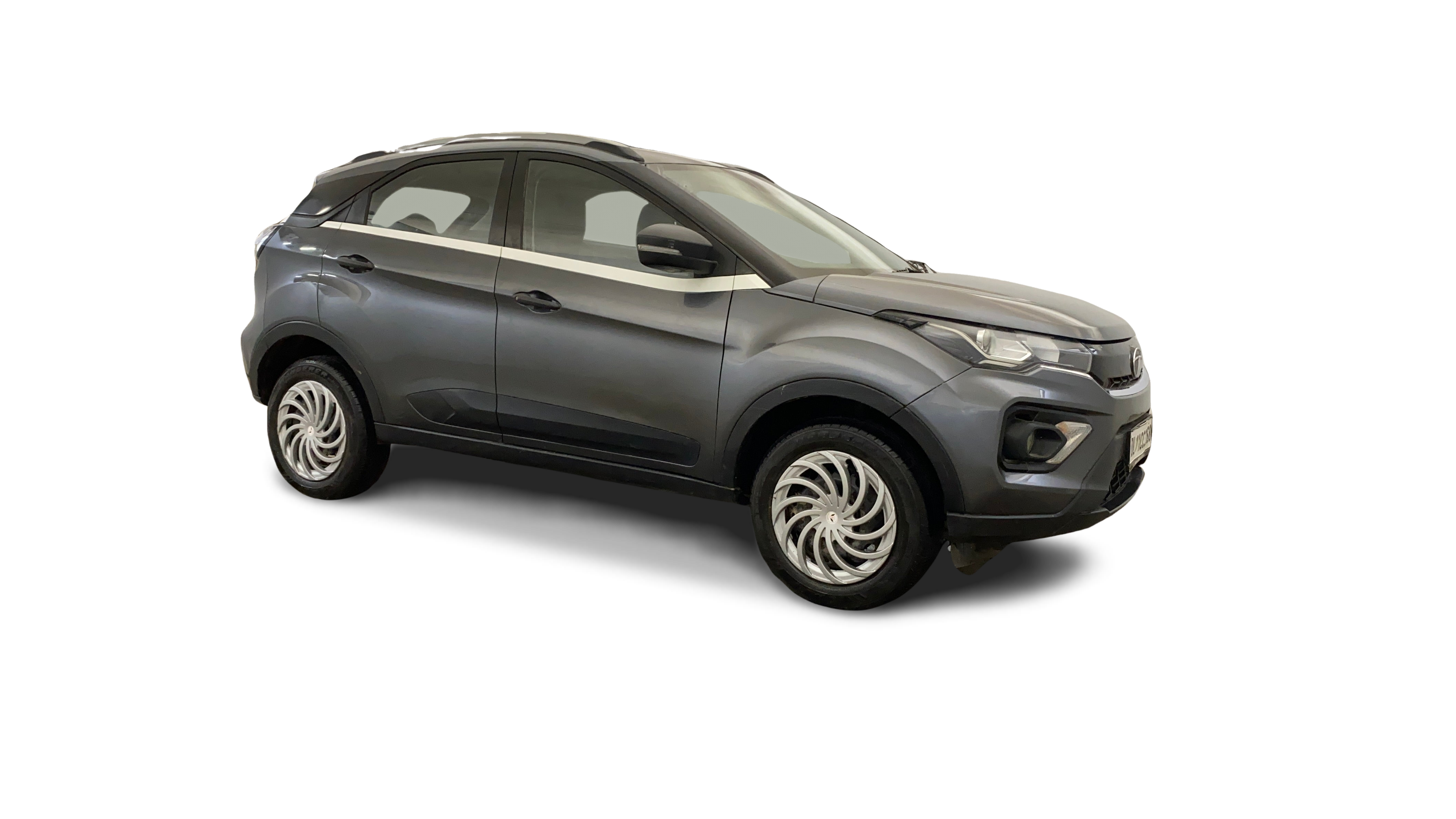 Tata NEXON-img