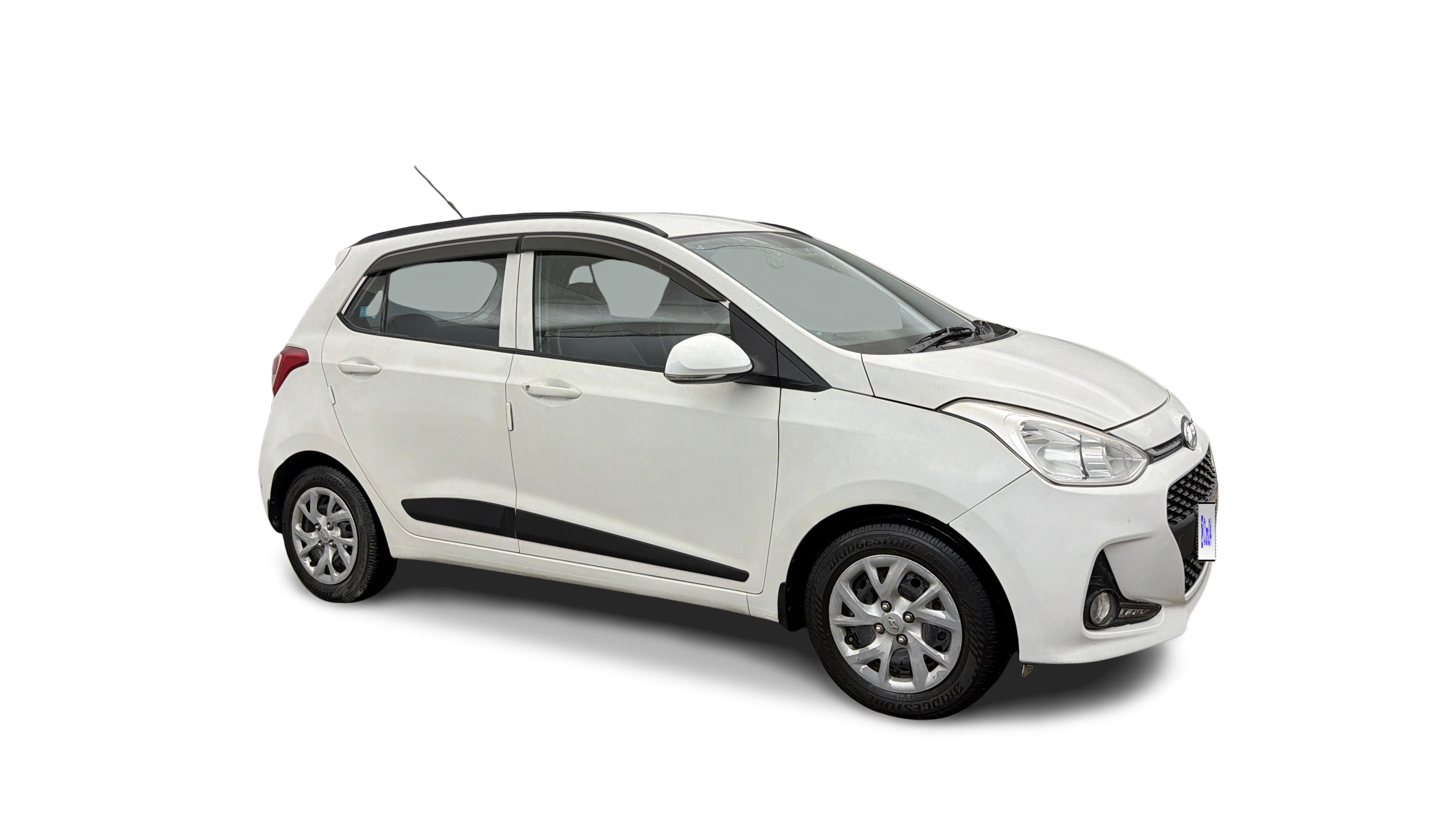 2017 Hyundai Grand i10 - Hatchback - Petrol - Manual - ₹3.30 lakh