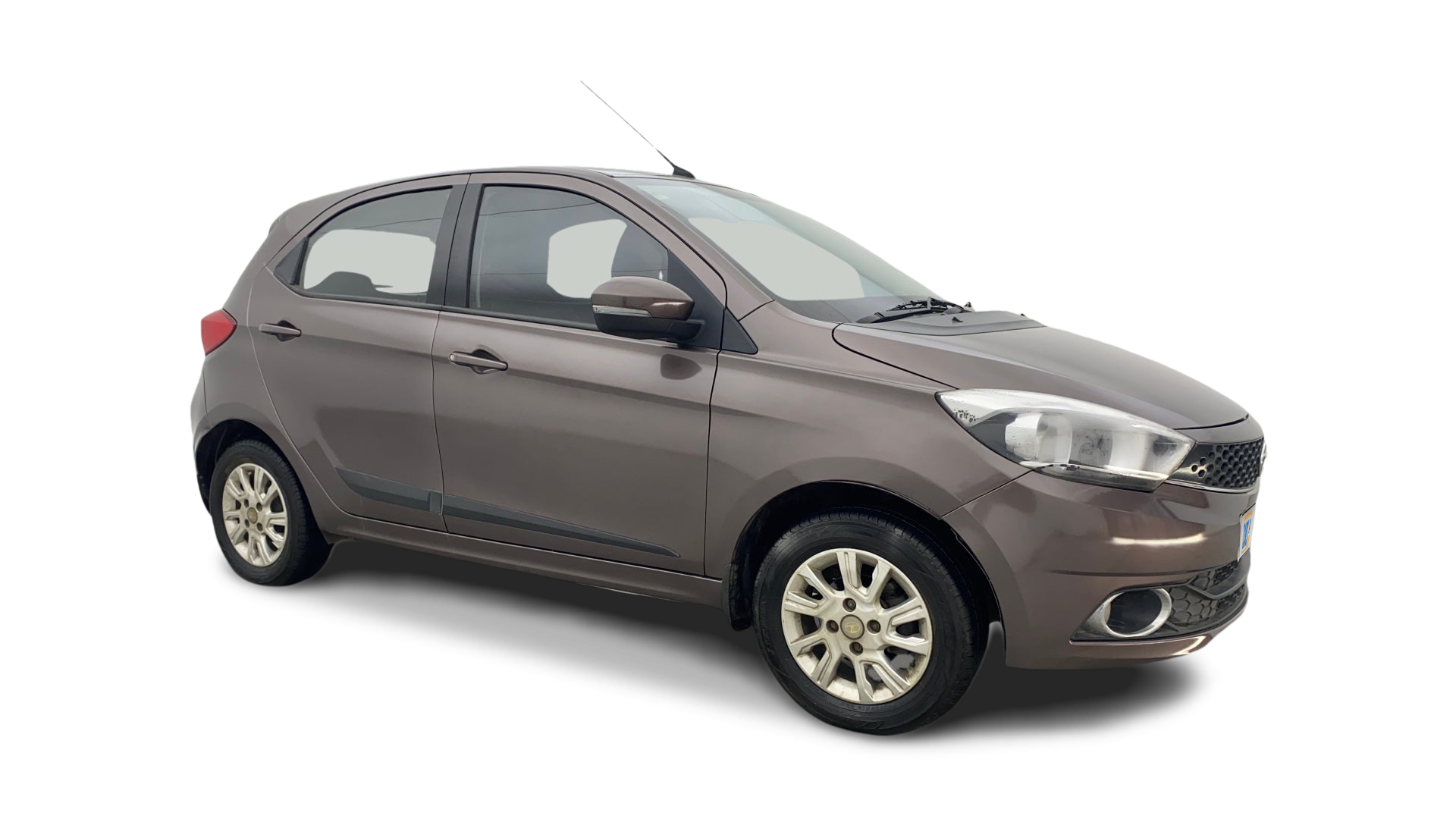 Tata Tiago-img