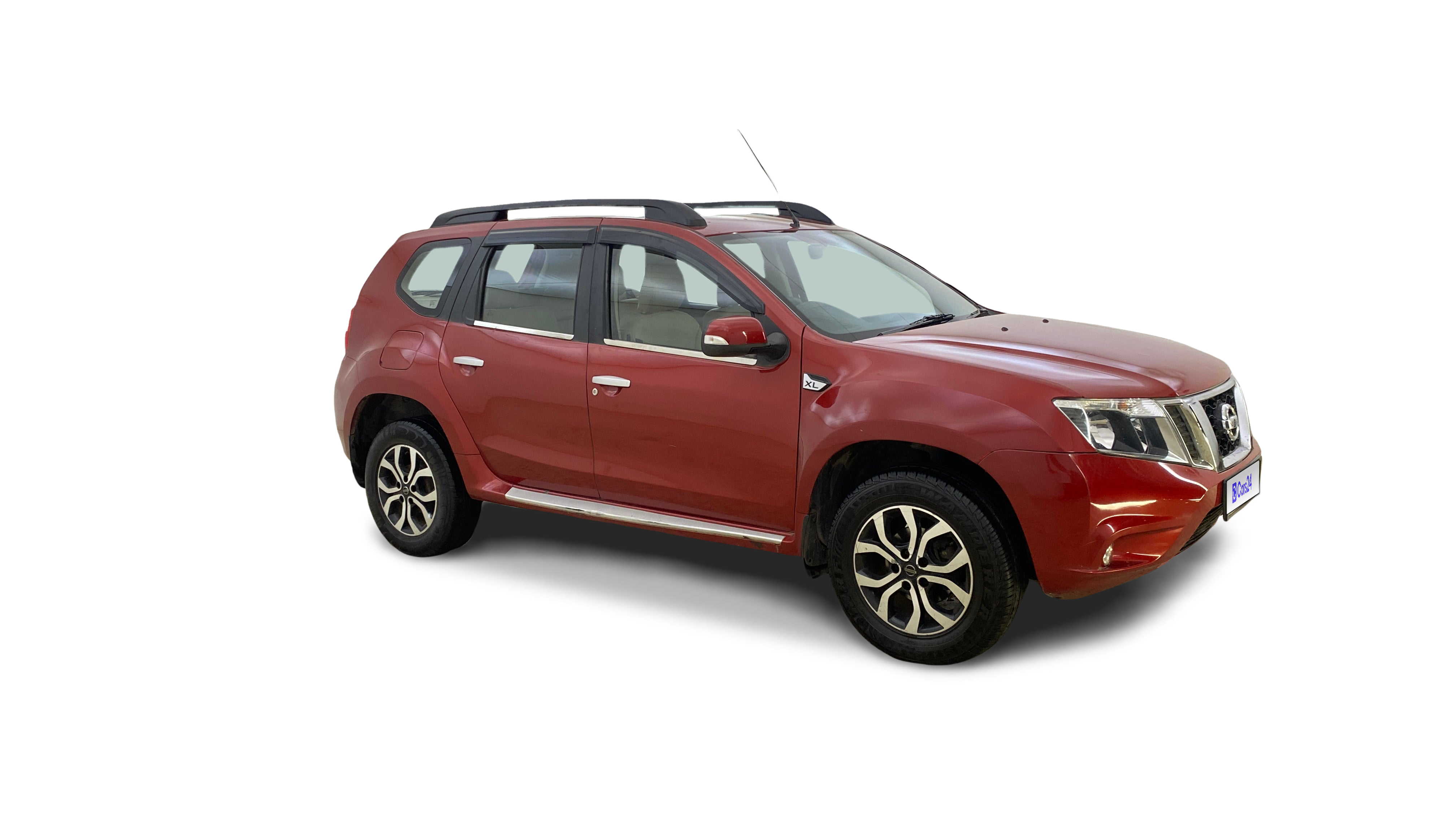 2017 Nissan Terrano - SUV - Petrol - Manual - ₹3.33 lakh