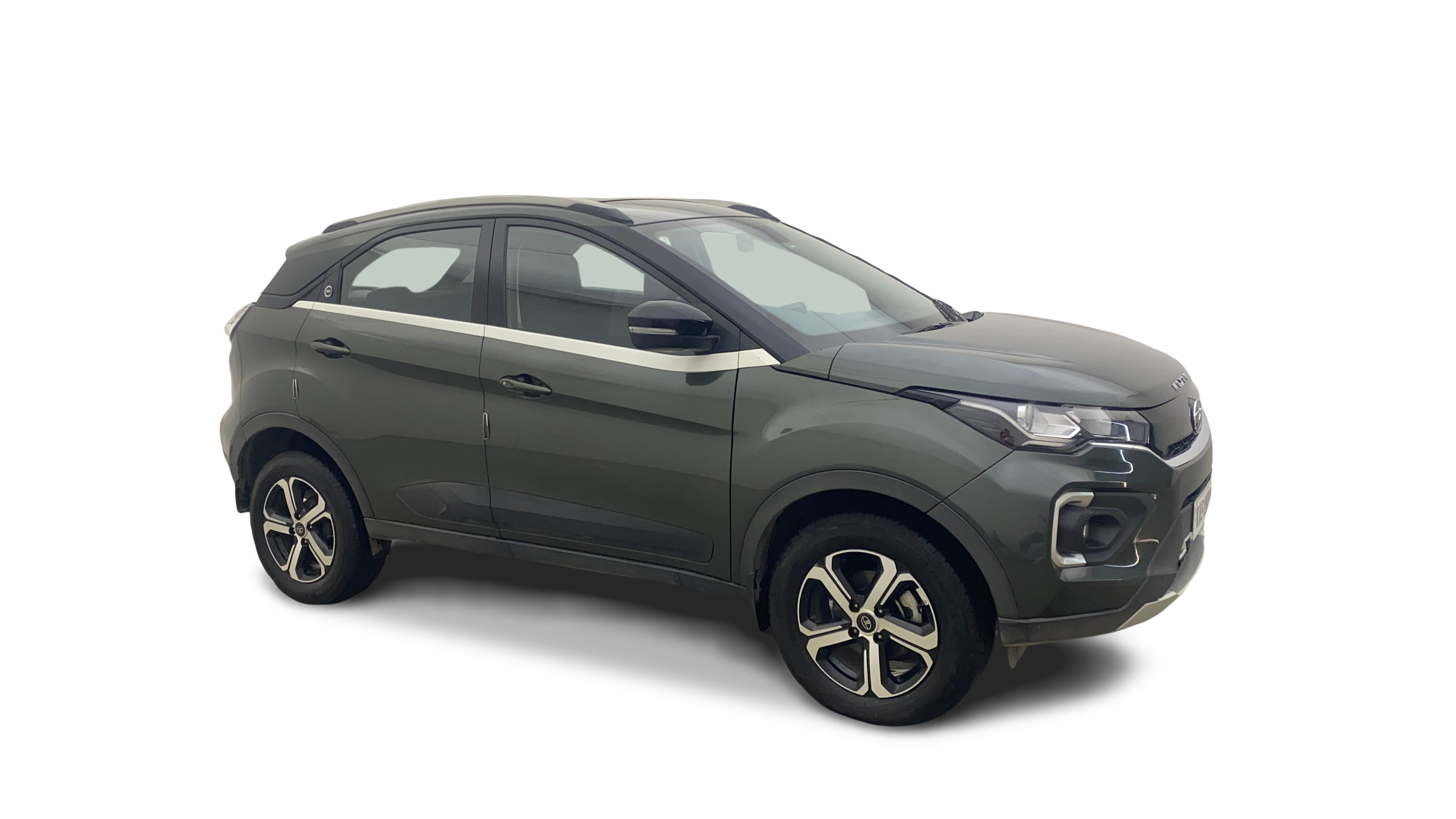 Tata NEXON-img