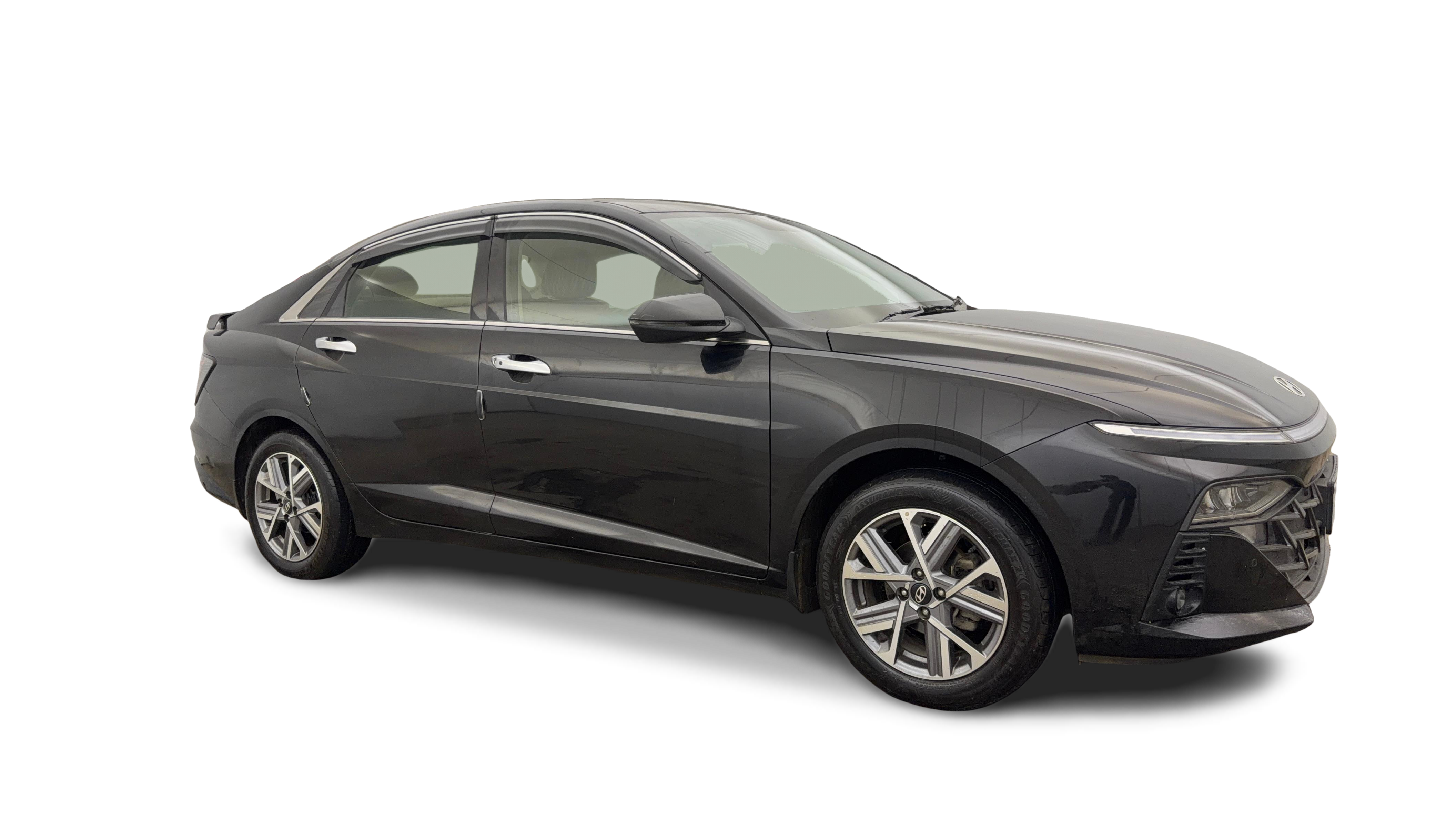 2025 Hyundai Verna - Sedan - Petrol - Manual - ₹12.59 lakh