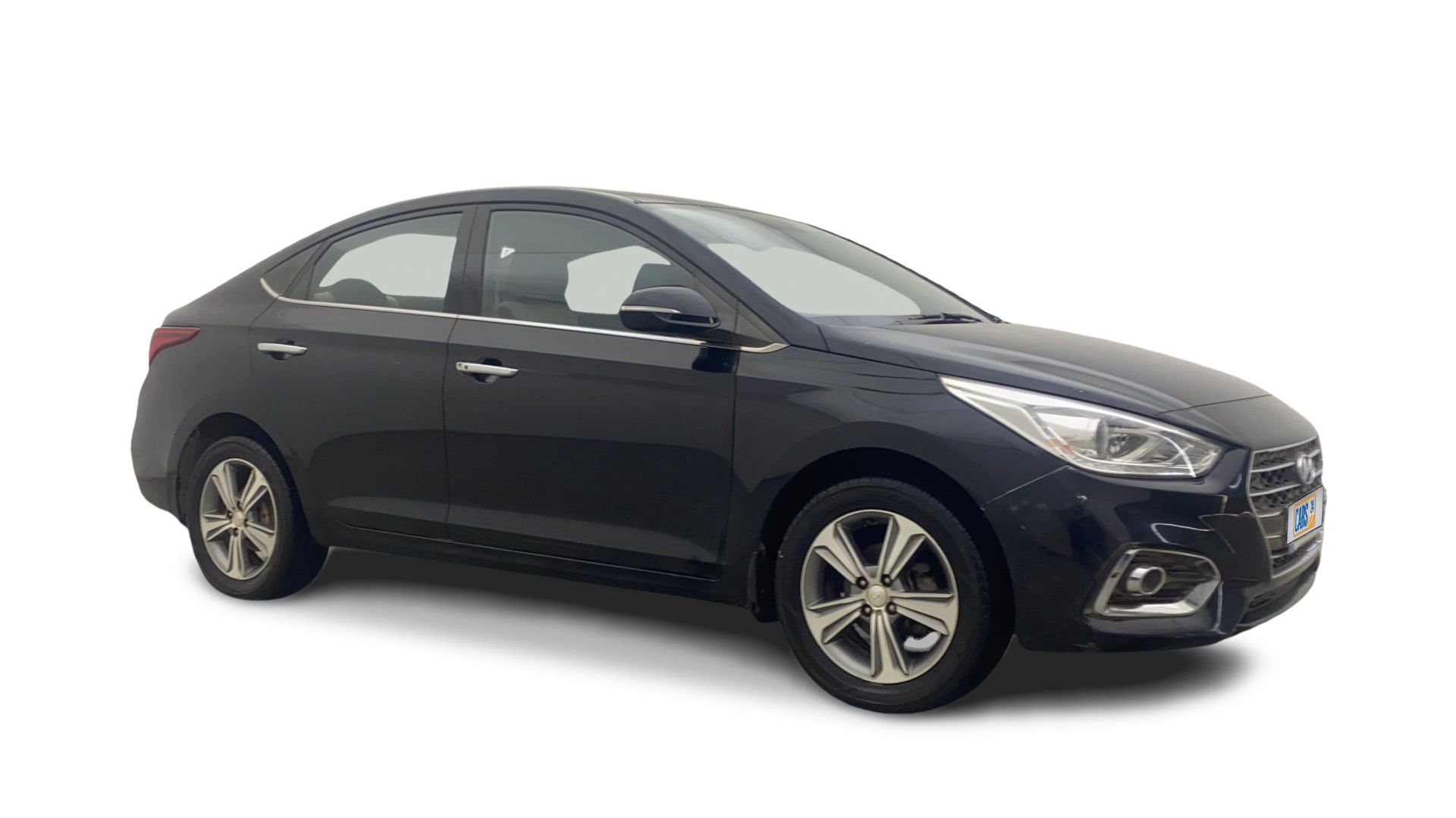 Hyundai Verna-img