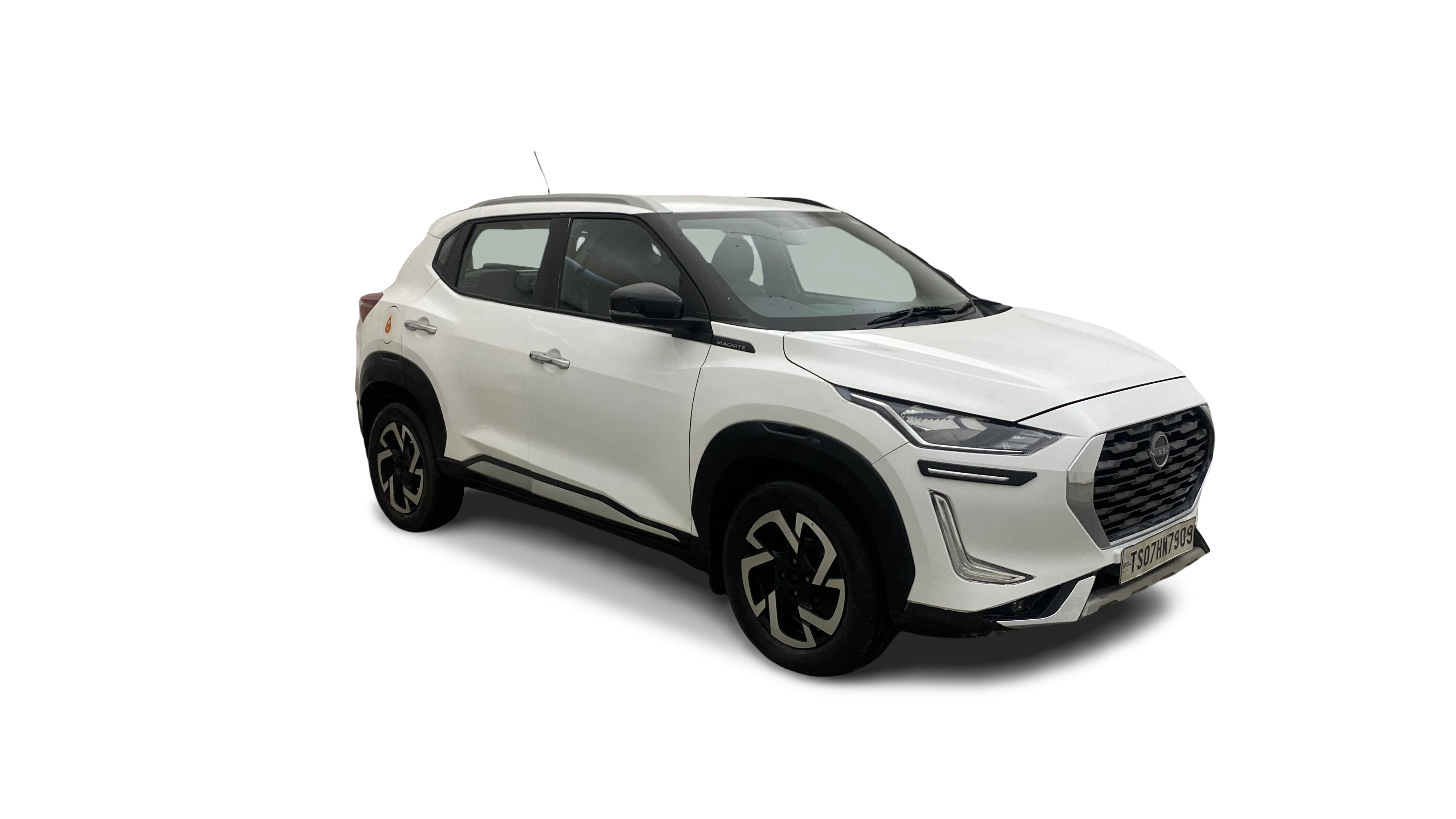 2021 Nissan MAGNITE - SUV - Petrol - Automatic - ₹6.40 lakh