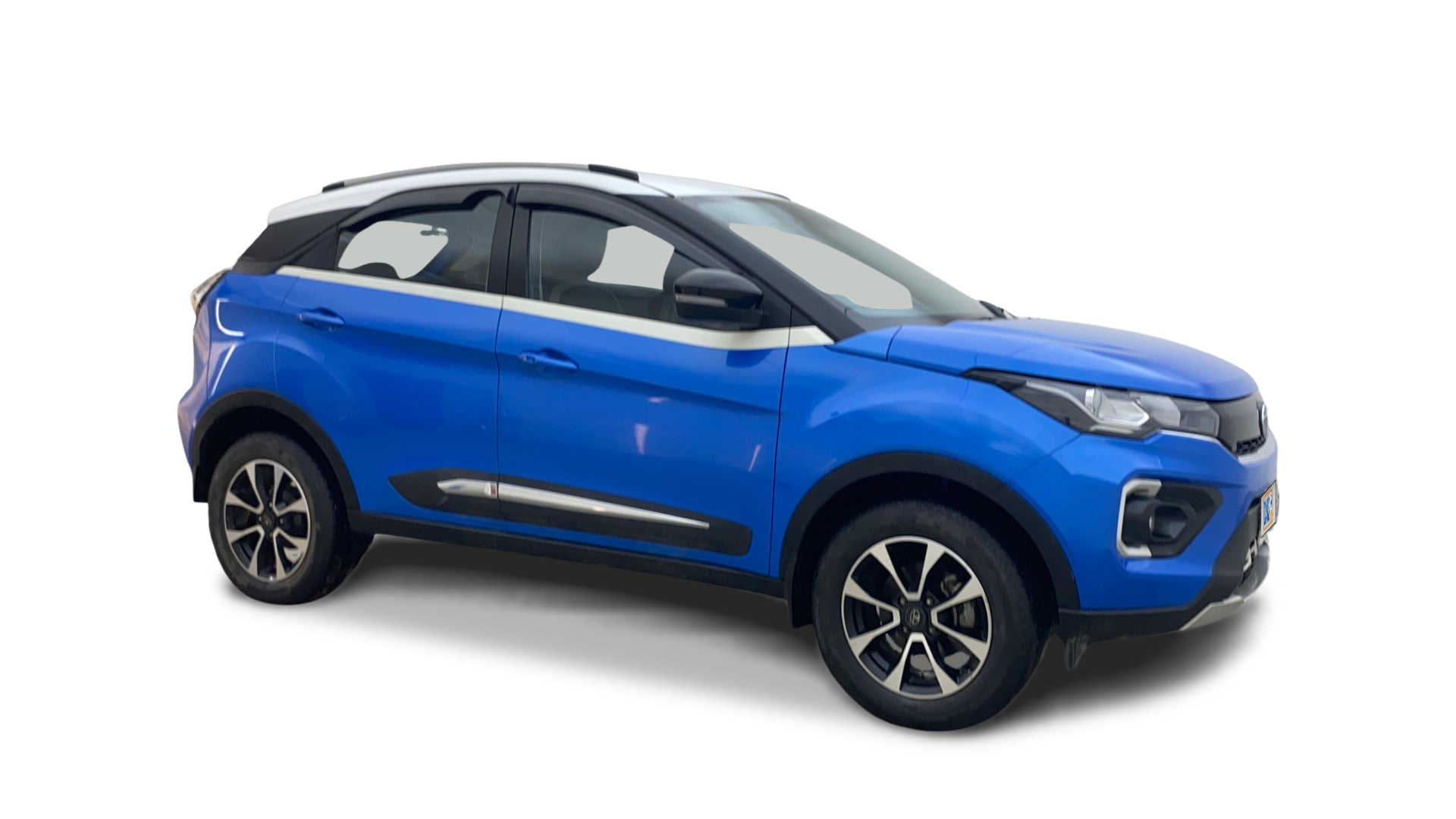 Tata NEXON-img