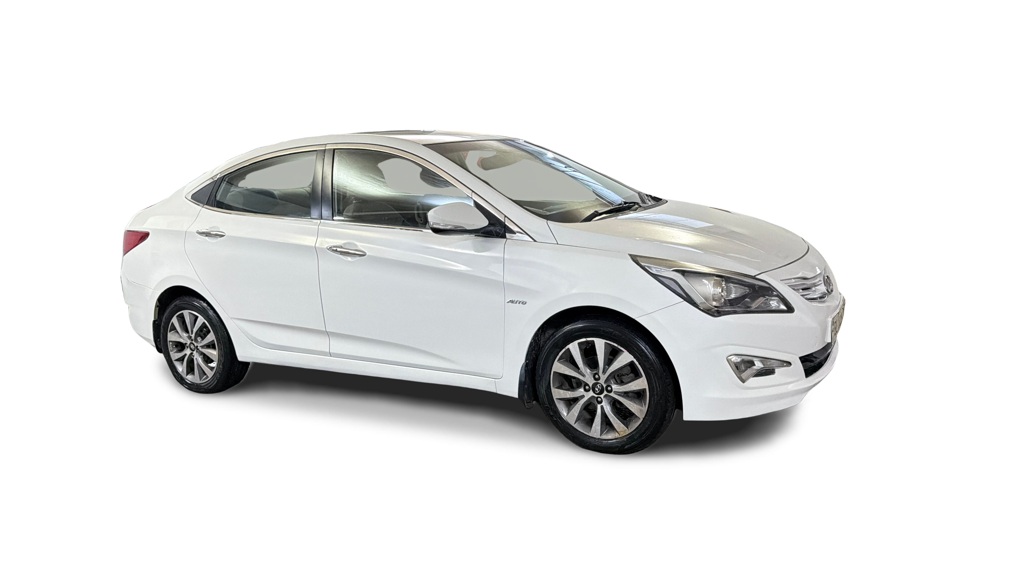 2015 Hyundai Verna - Sedan - Petrol - Automatic - ₹3.20 lakh