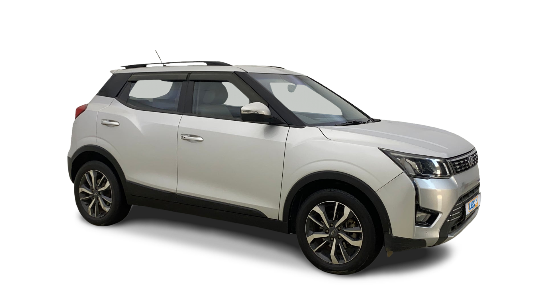 2020 Mahindra XUV300 - SUV - Petrol - Manual - ₹4.82 lakh