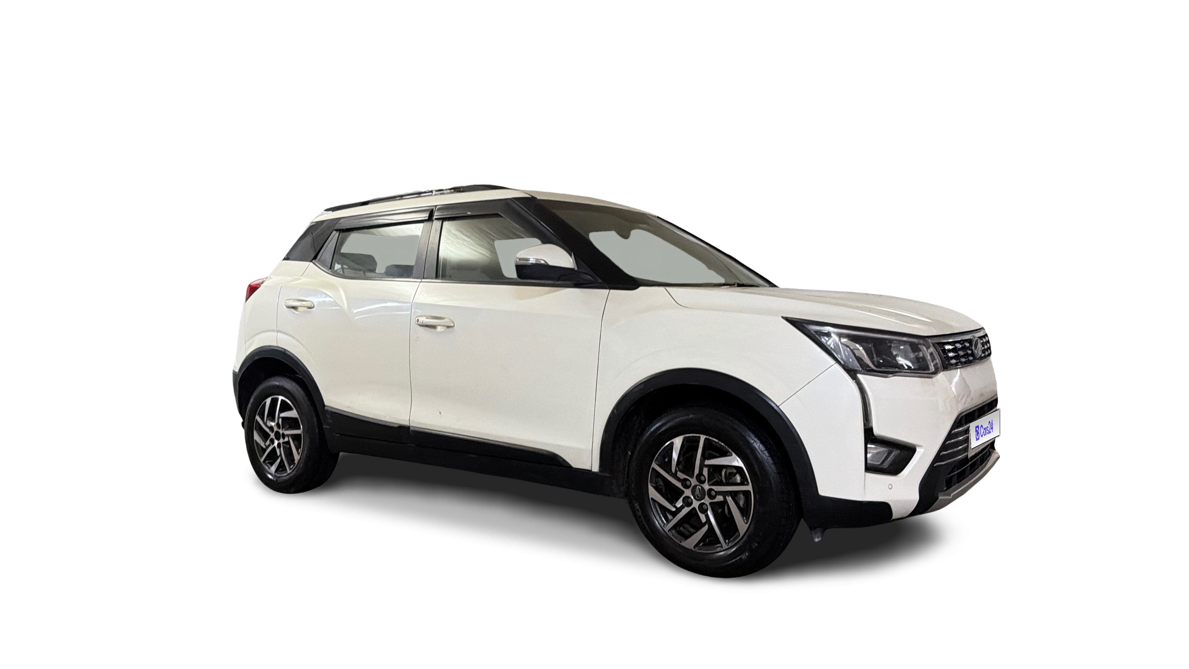 2022 Mahindra XUV300 - SUV - Diesel - Manual - ₹8.09 lakh