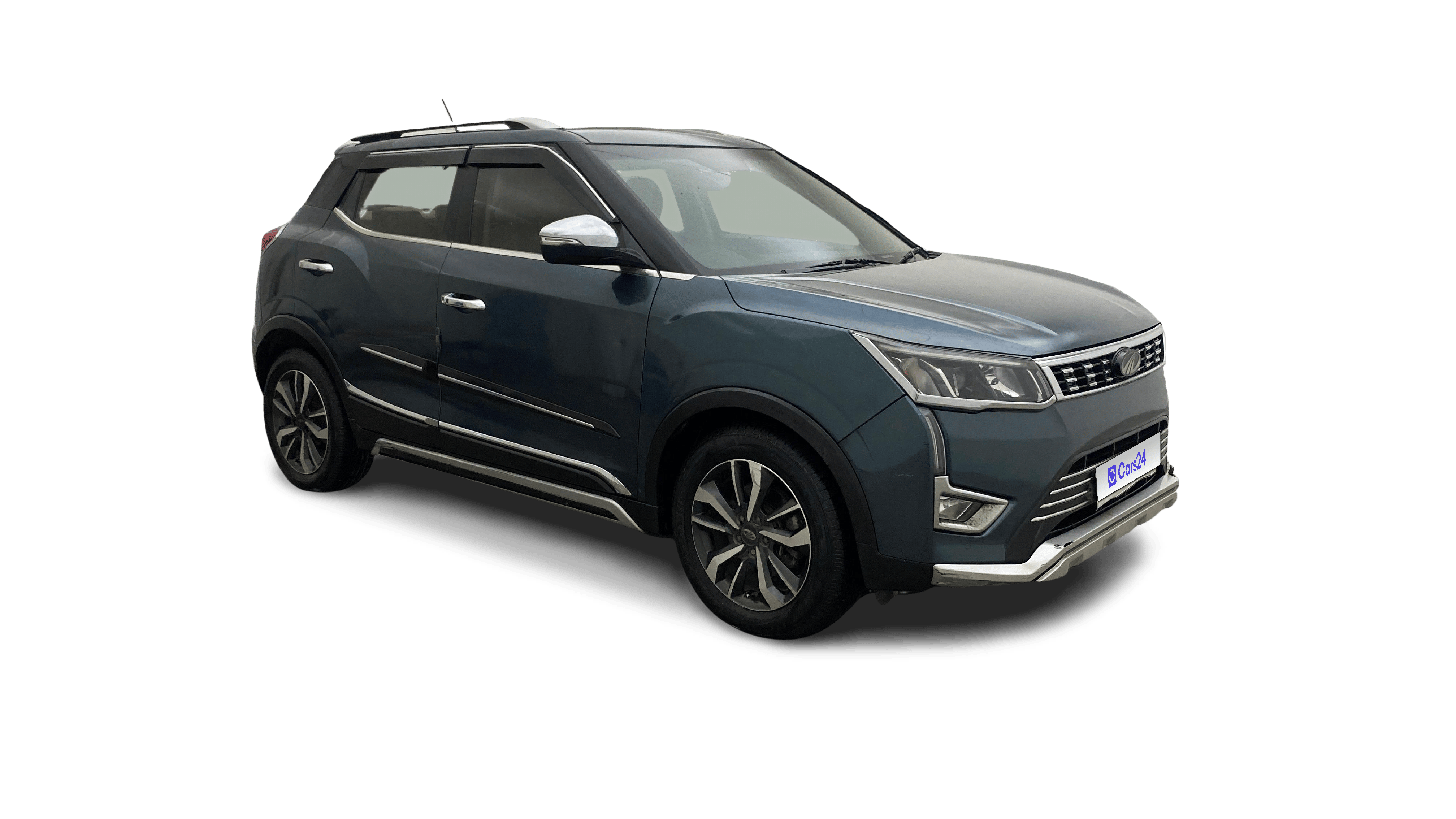 2020 Mahindra XUV300 - SUV - Petrol - Manual - ₹6.87 lakh
