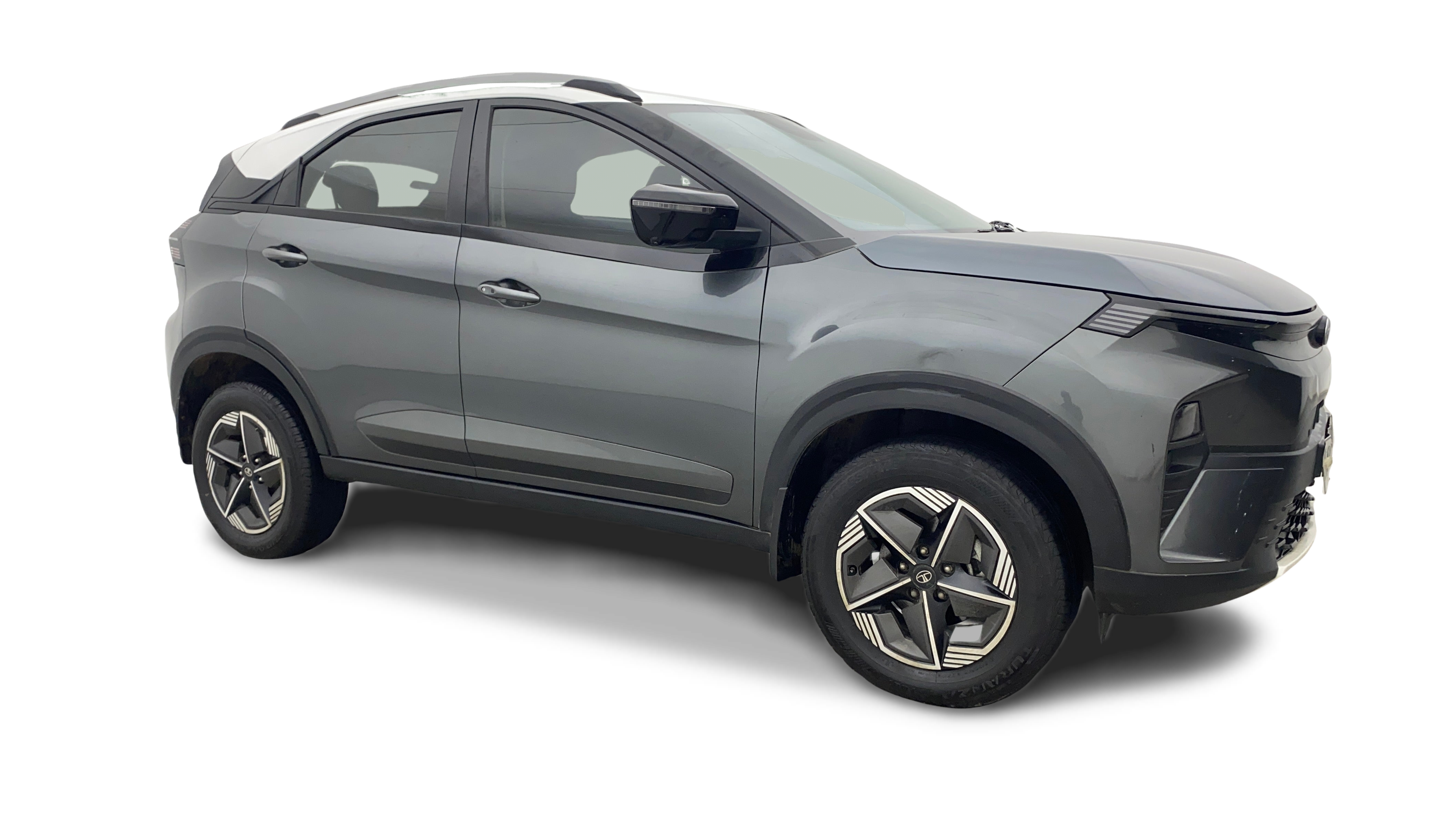 Tata NEXON-img