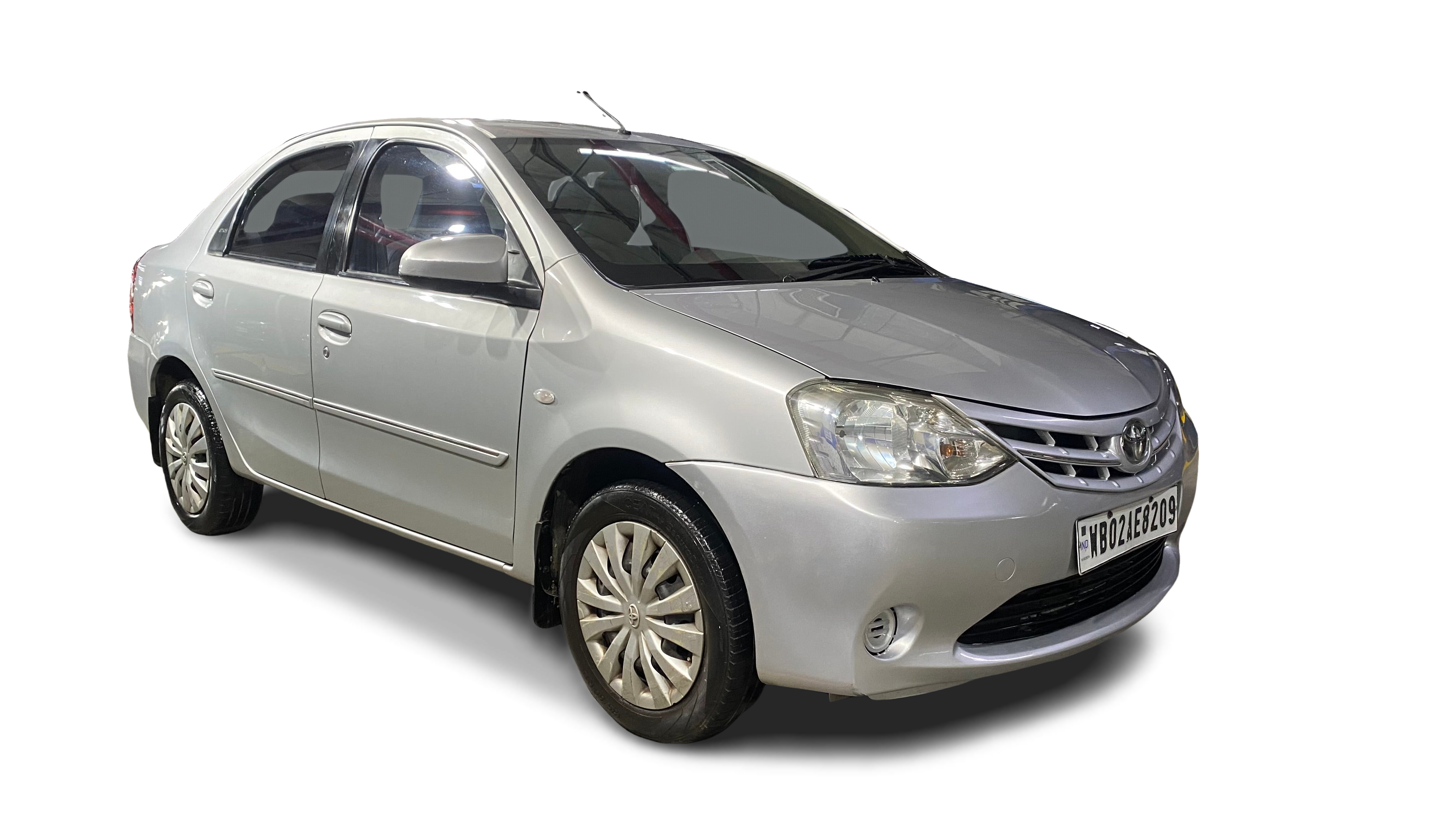 Toyota Etios-img