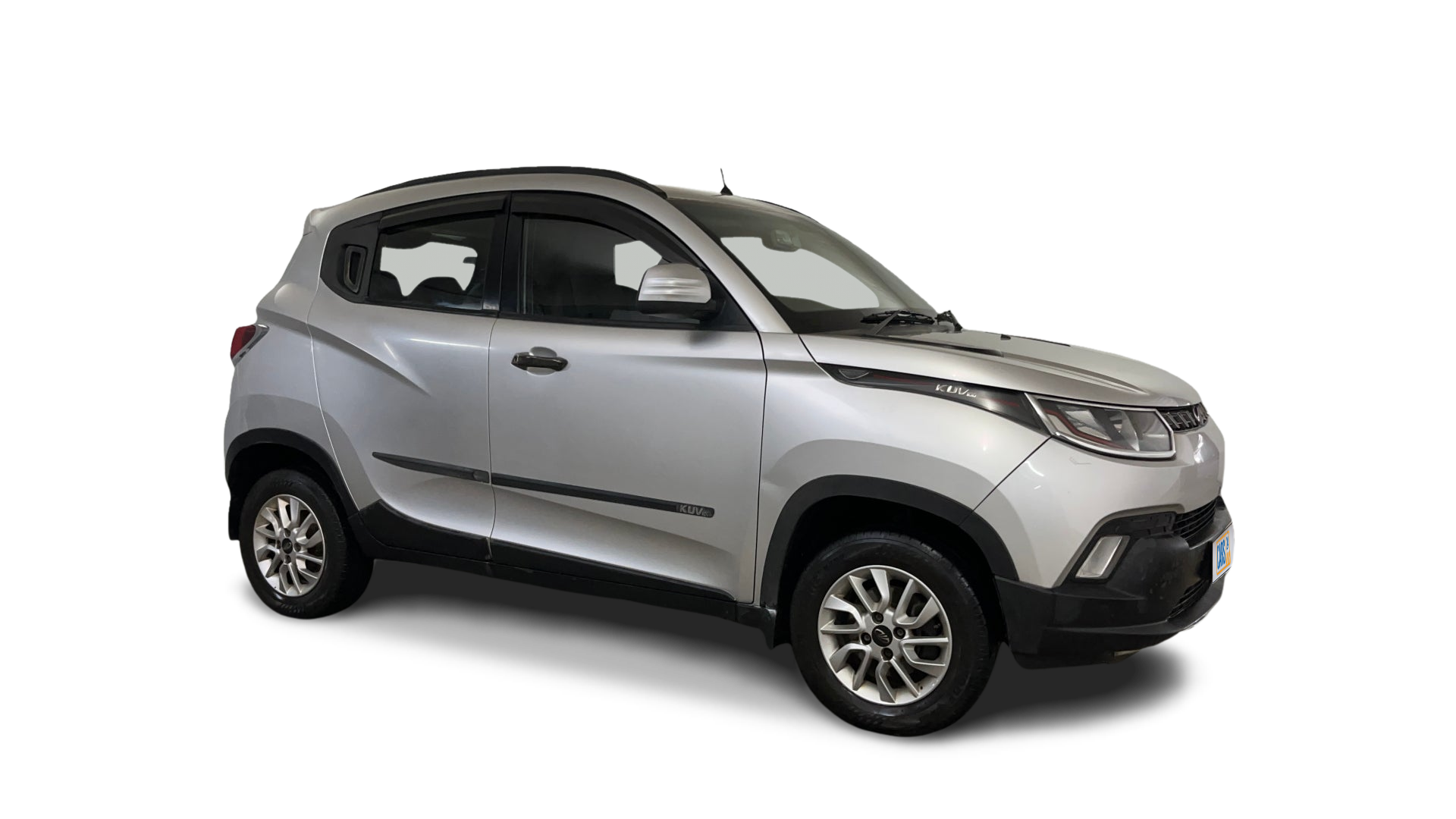 Mahindra Kuv100-img