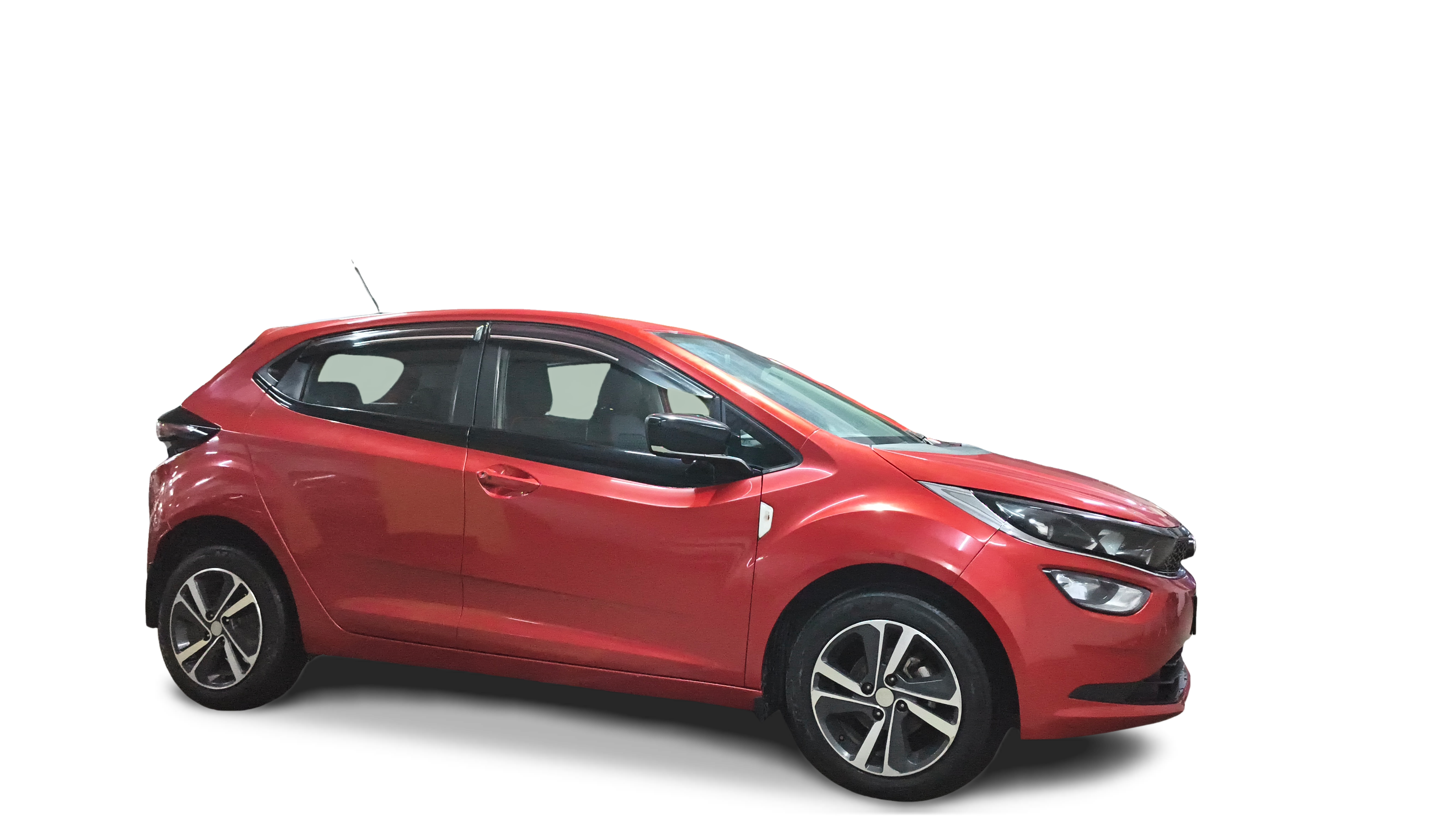 2024 Tata ALTROZ - Hatchback - Diesel - Manual - ₹6.43 lakh