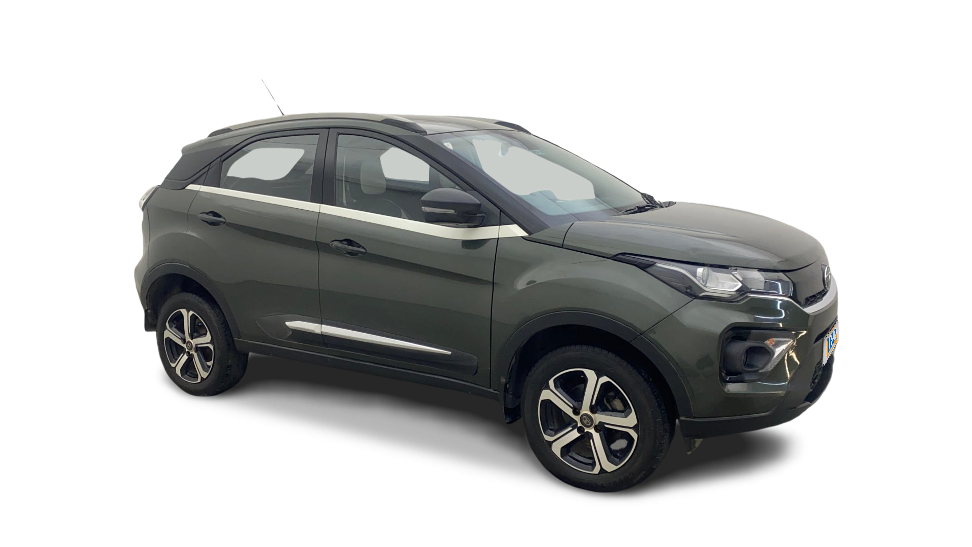 Tata NEXON-img