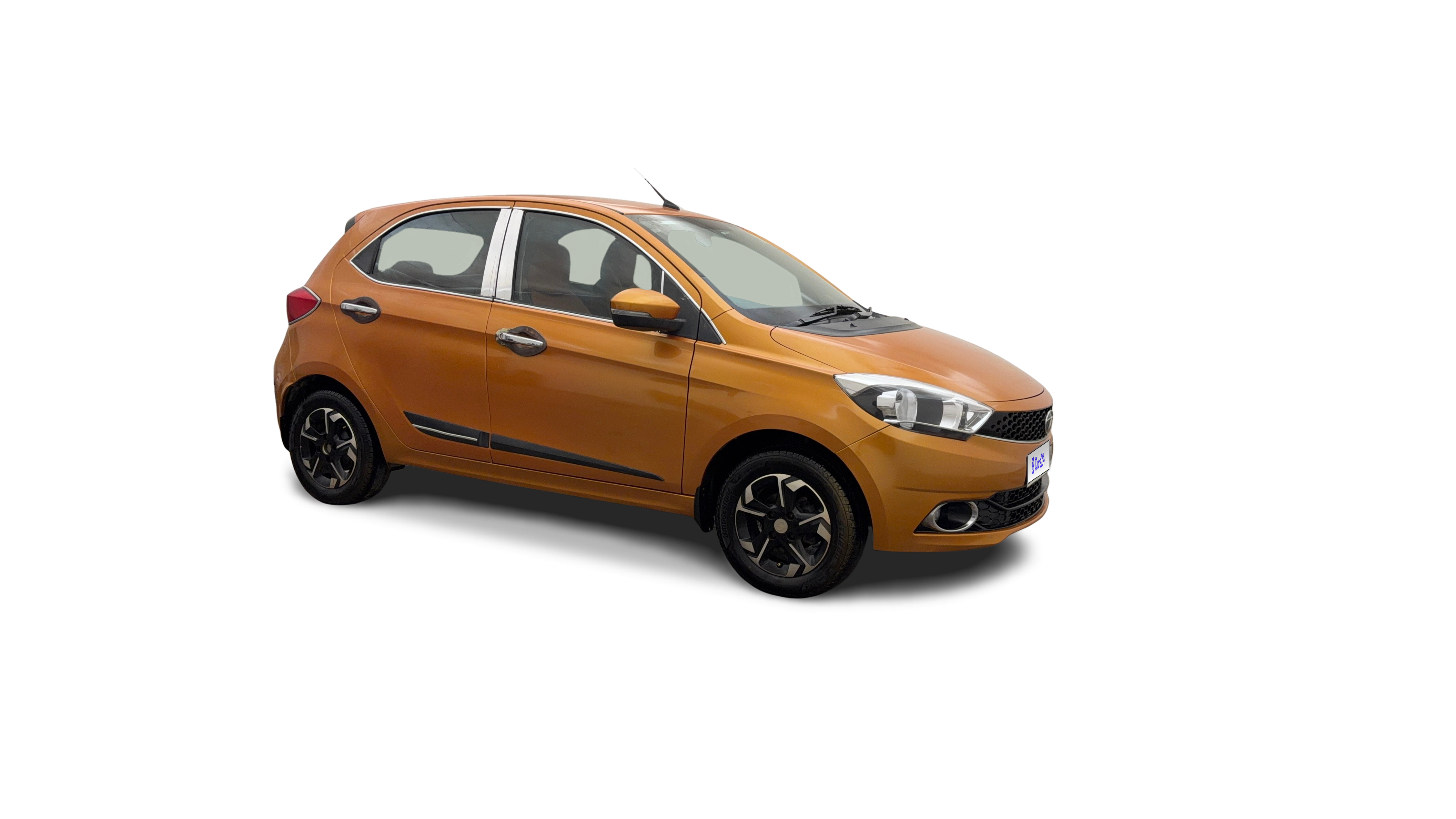 2016 Tata Tiago - Hatchback - Petrol - Manual - ₹3.21 lakh
