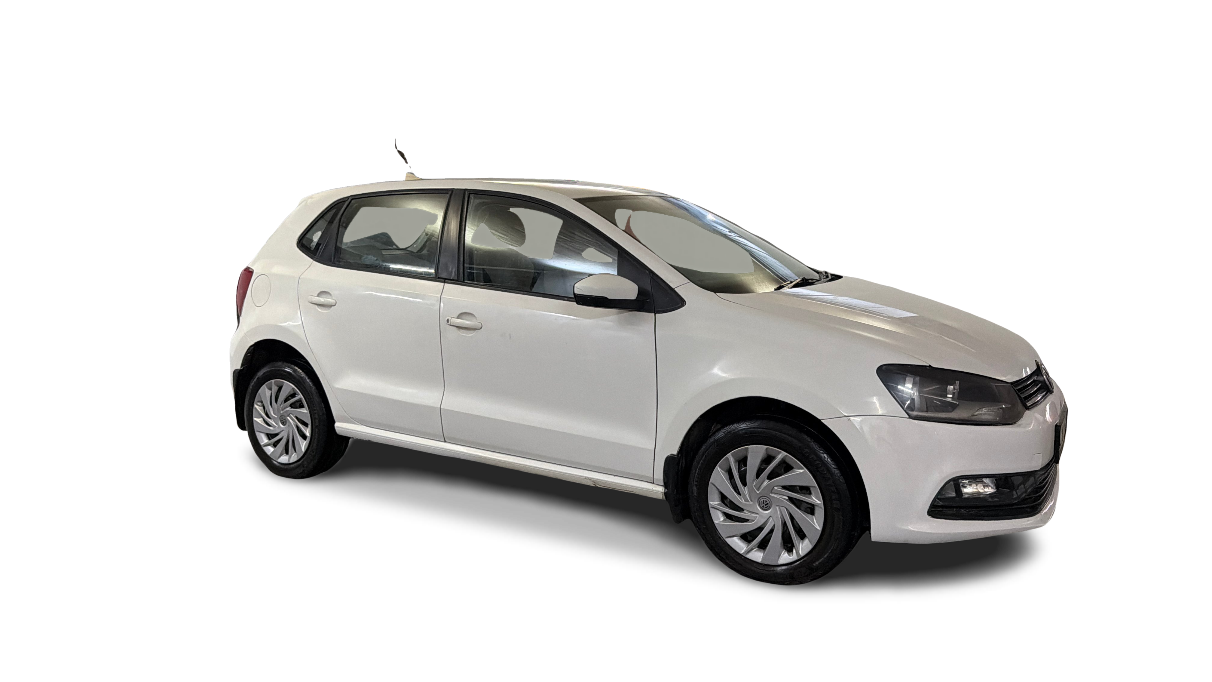 2015 Volkswagen Polo - Hatchback - Petrol - Manual - ₹2.95 lakh