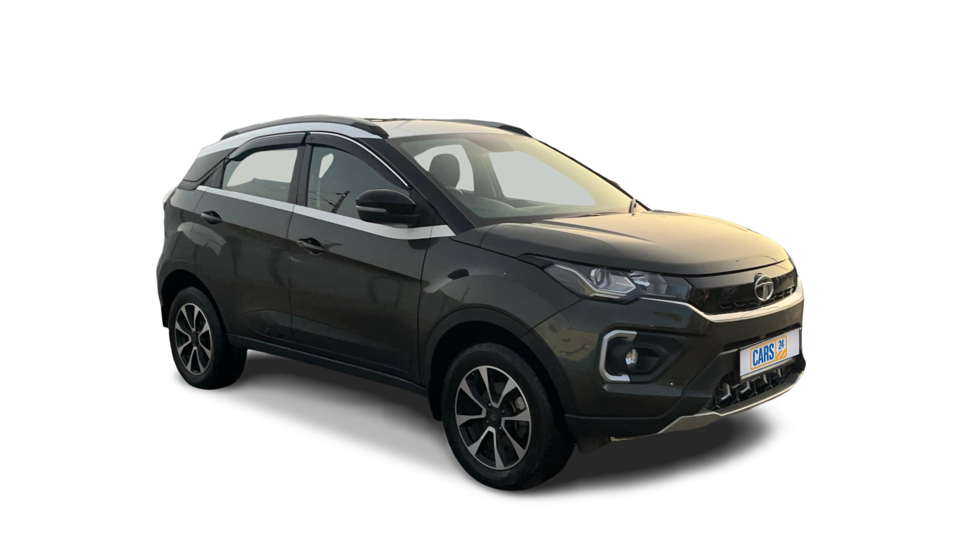 Tata NEXON-img