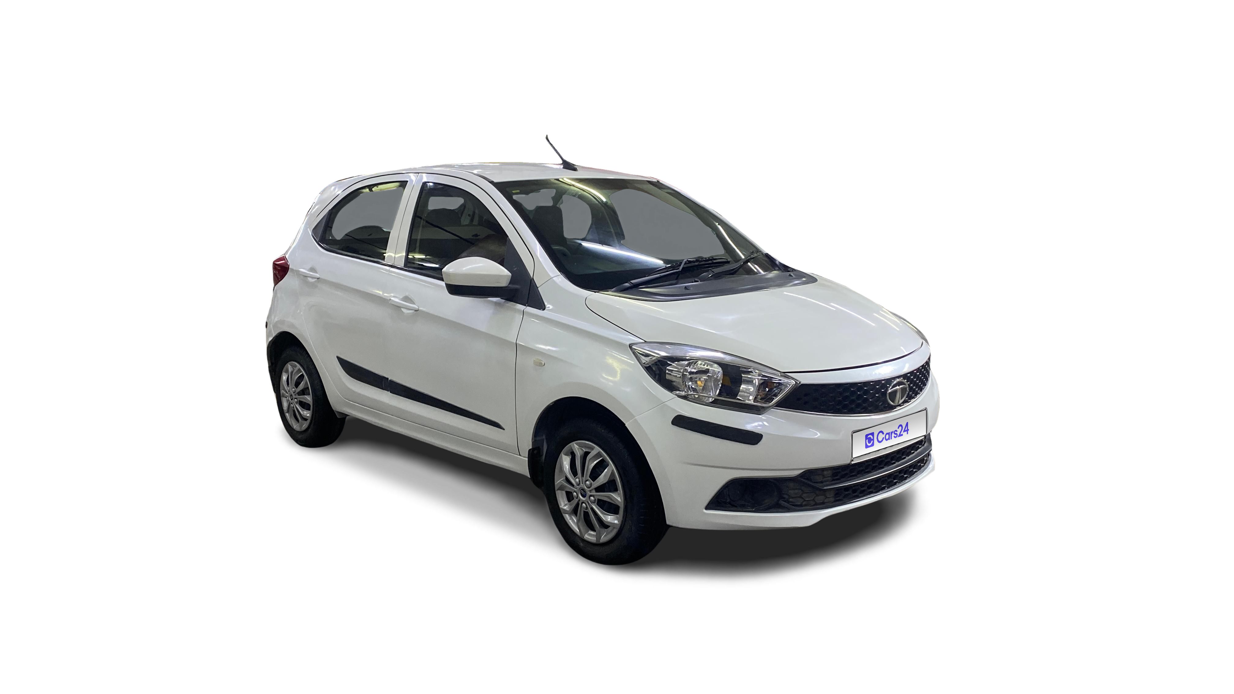 2017 Tata Tiago - Hatchback - Petrol - Manual - ₹3.48 lakh