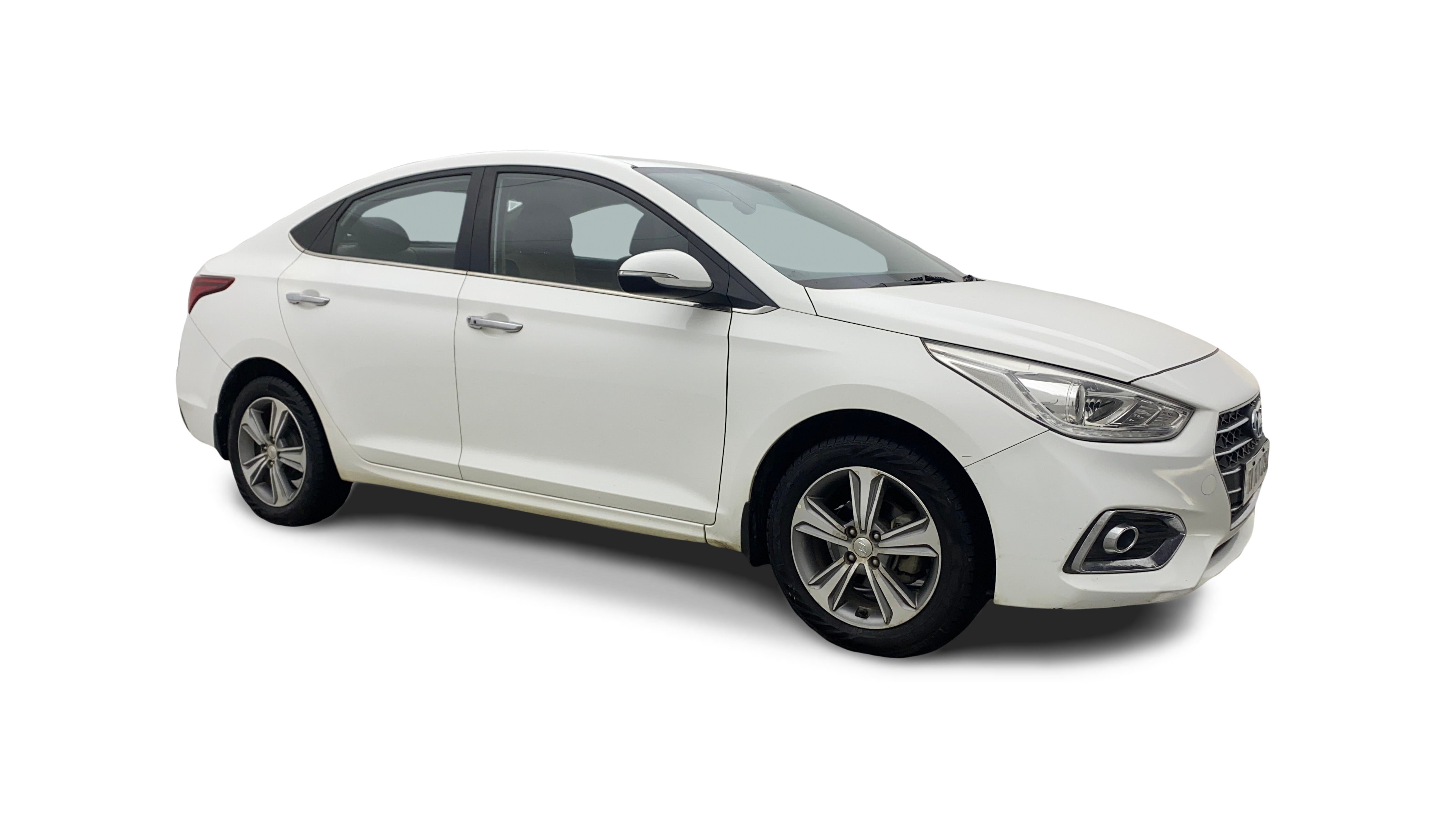 Hyundai Verna-img