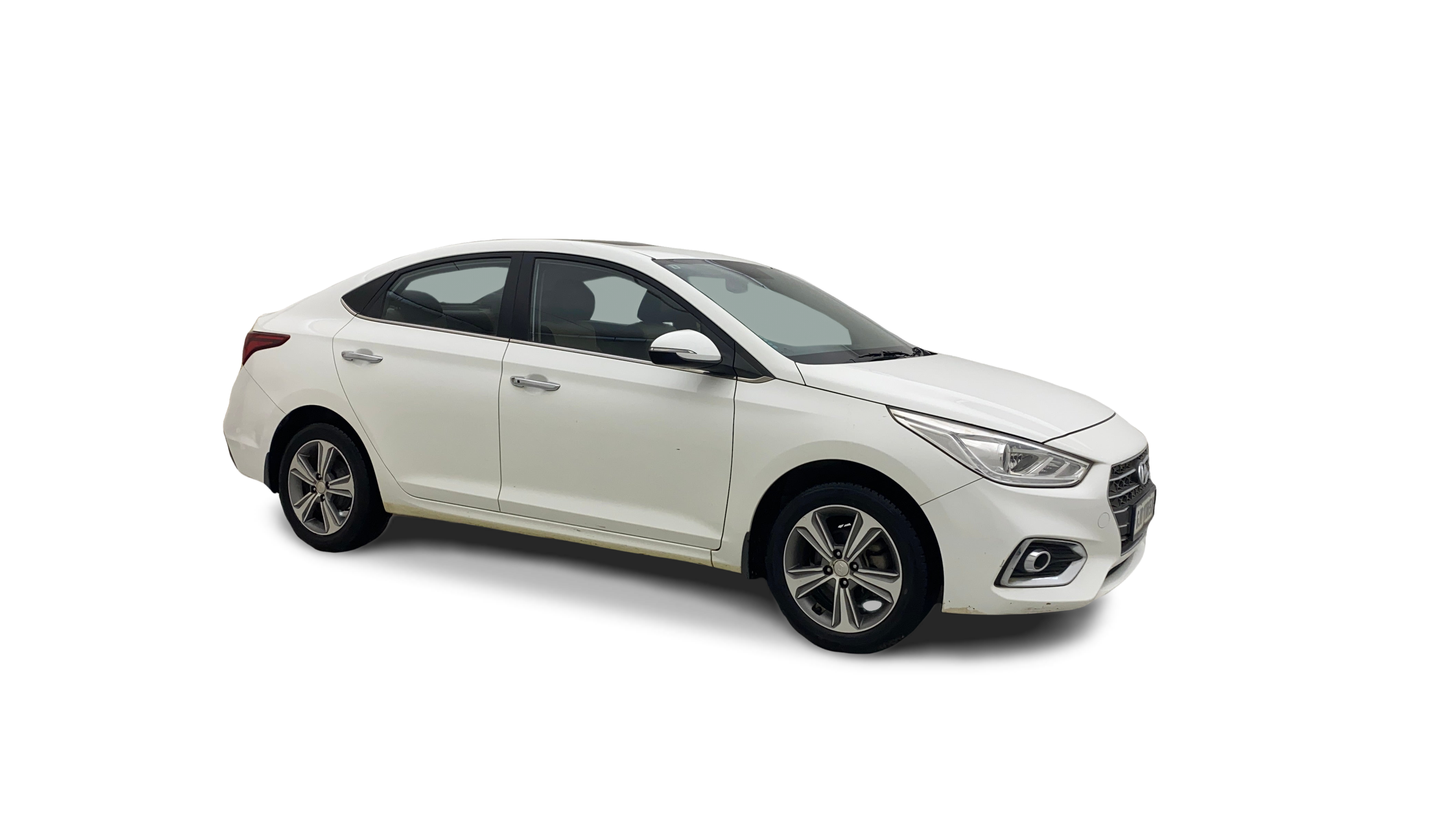 Hyundai Verna-img
