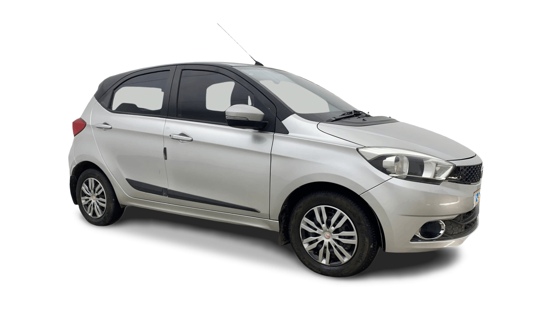 Tata Tiago-img