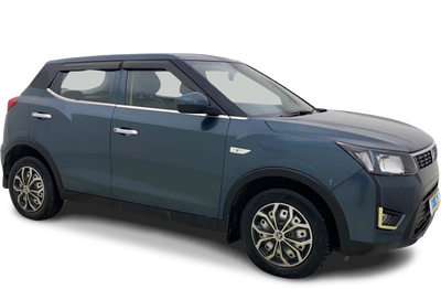 Mahindra XUV300-img