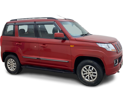 Mahindra TUV300-img