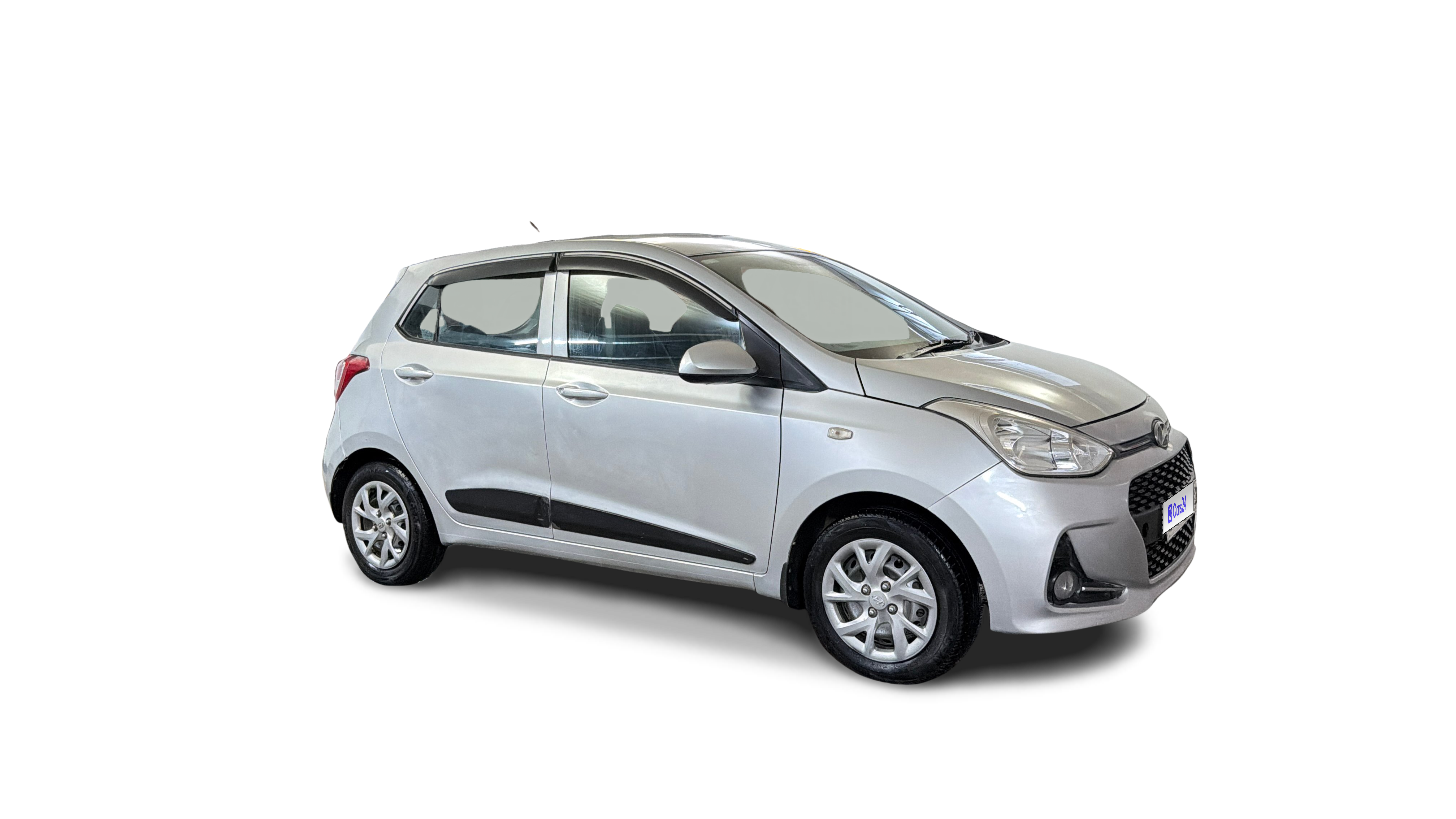 2017 Hyundai Grand i10 - Hatchback - Petrol - Manual - ₹2.60 lakh