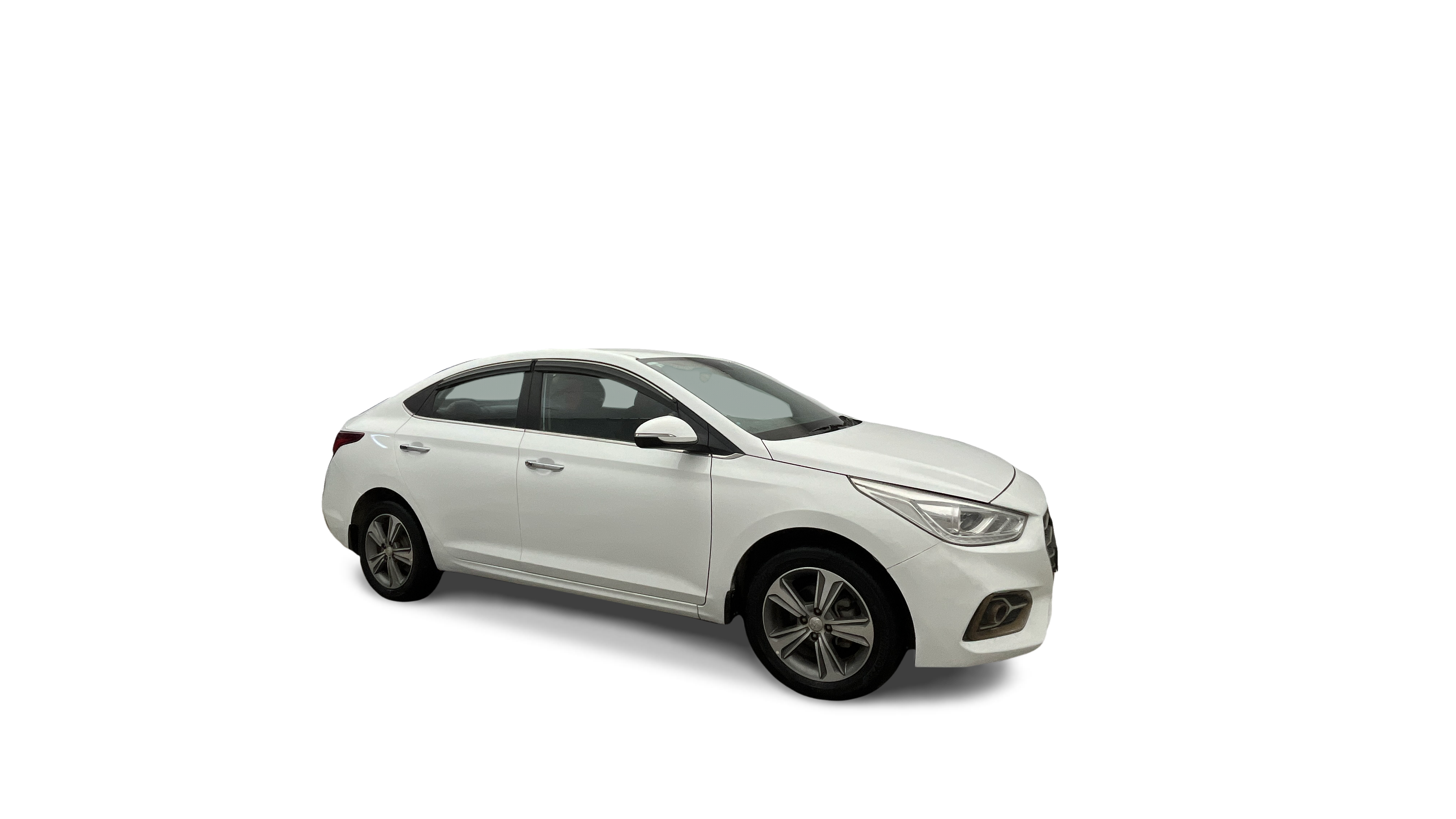 2019 Hyundai Verna - Sedan - Petrol - Manual - ₹6.82 lakh