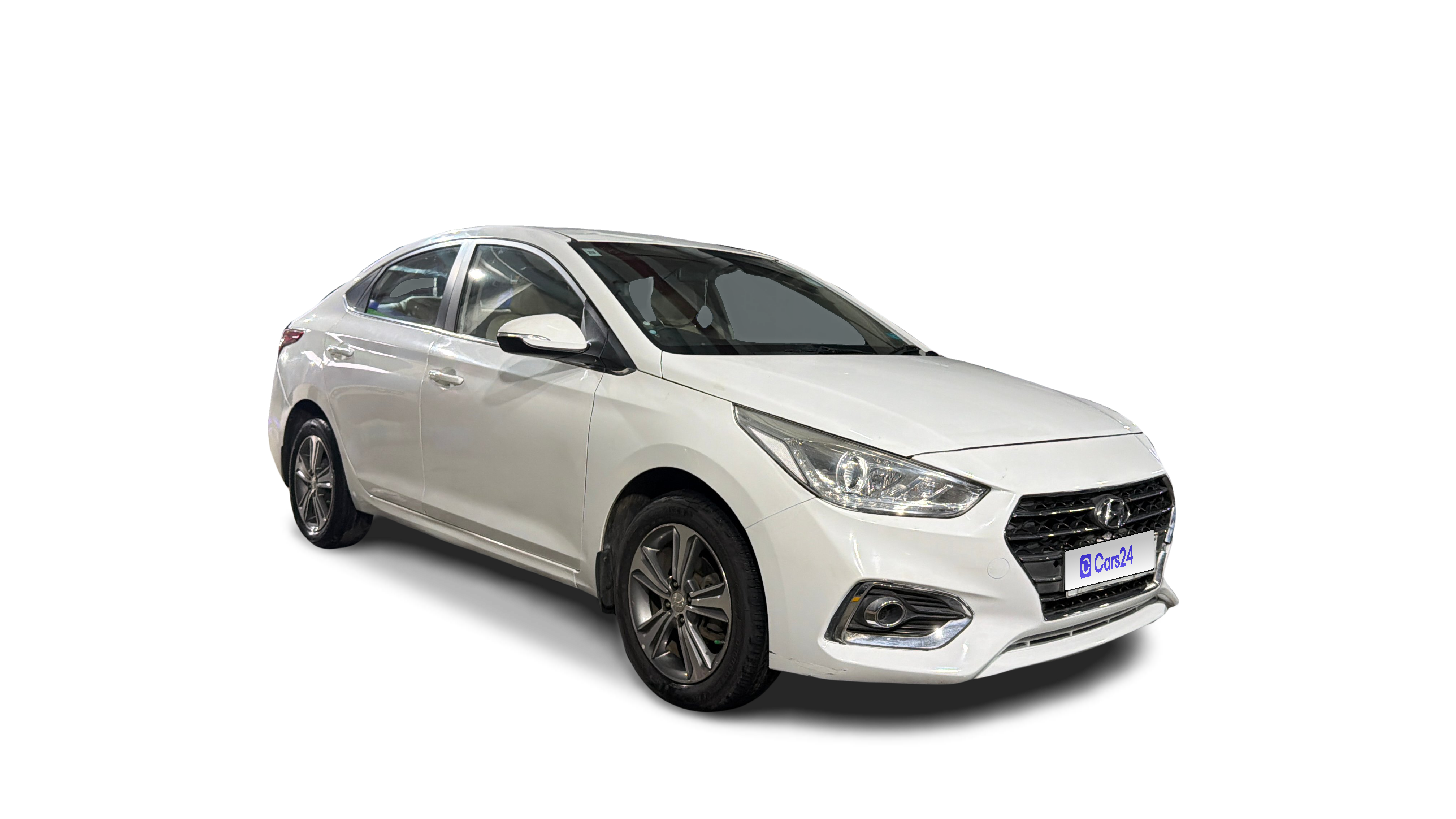 2018 Hyundai Verna - Sedan - Petrol - Manual - ₹5.55 lakh