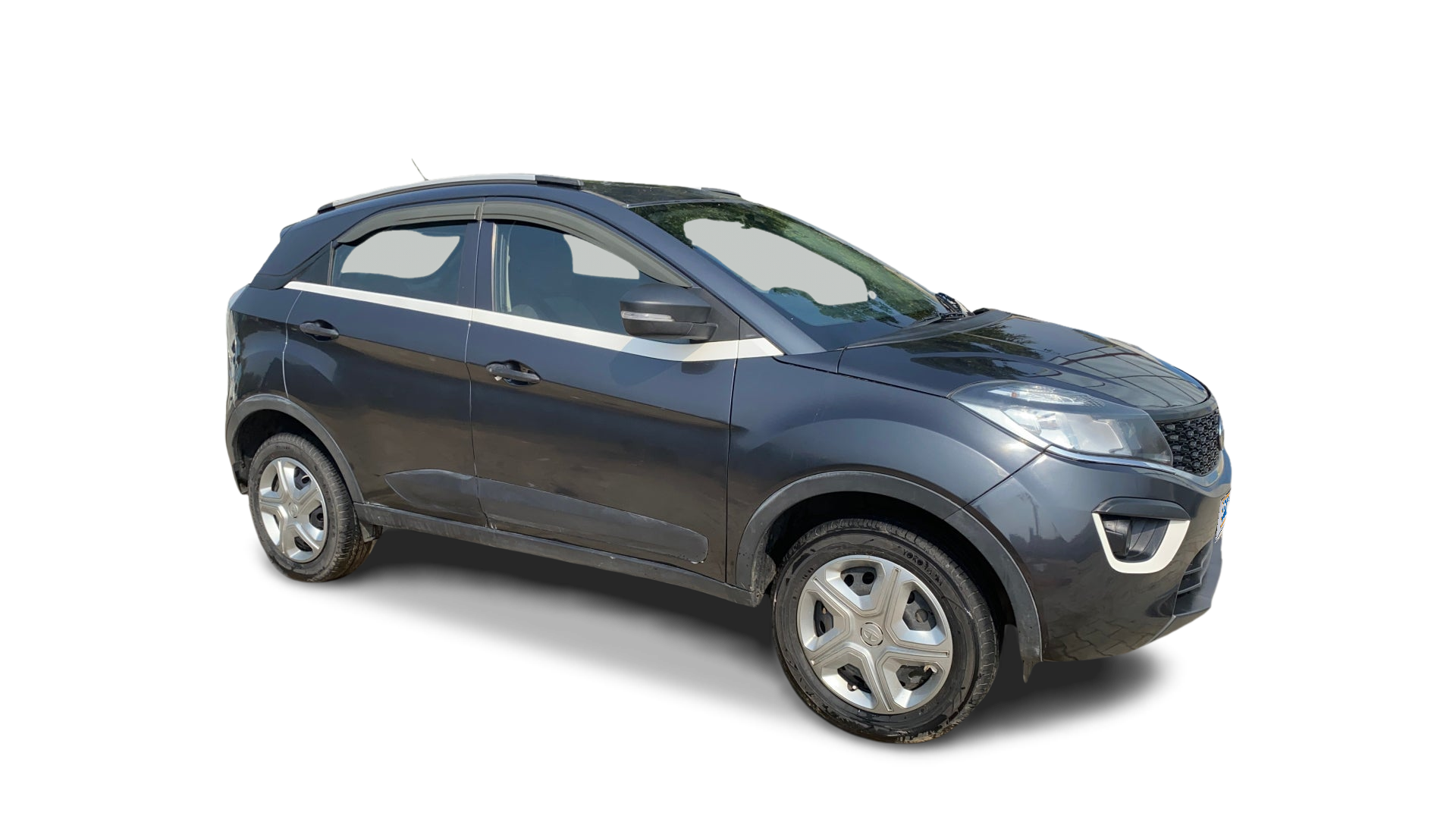 Tata NEXON-img
