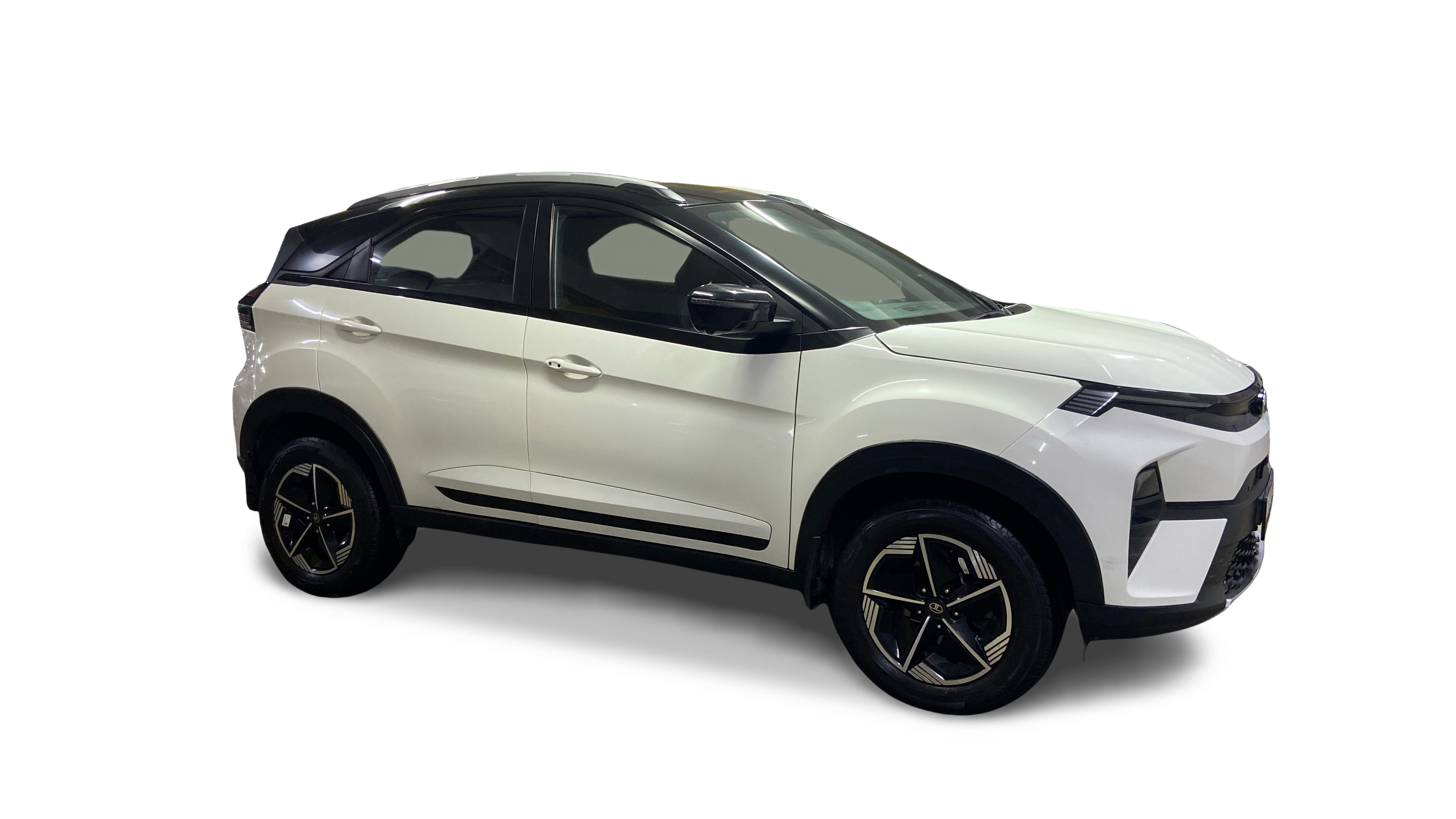 2024 Tata NEXON - SUV - Diesel - Automatic - ₹11.83 lakh