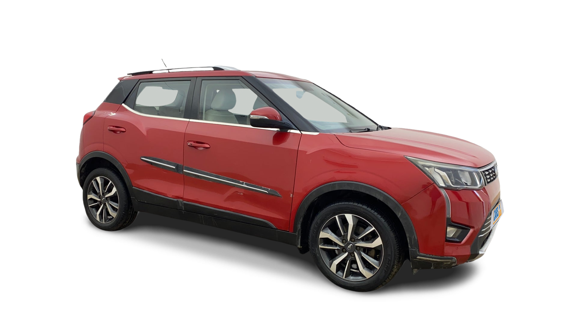 Mahindra XUV300-img