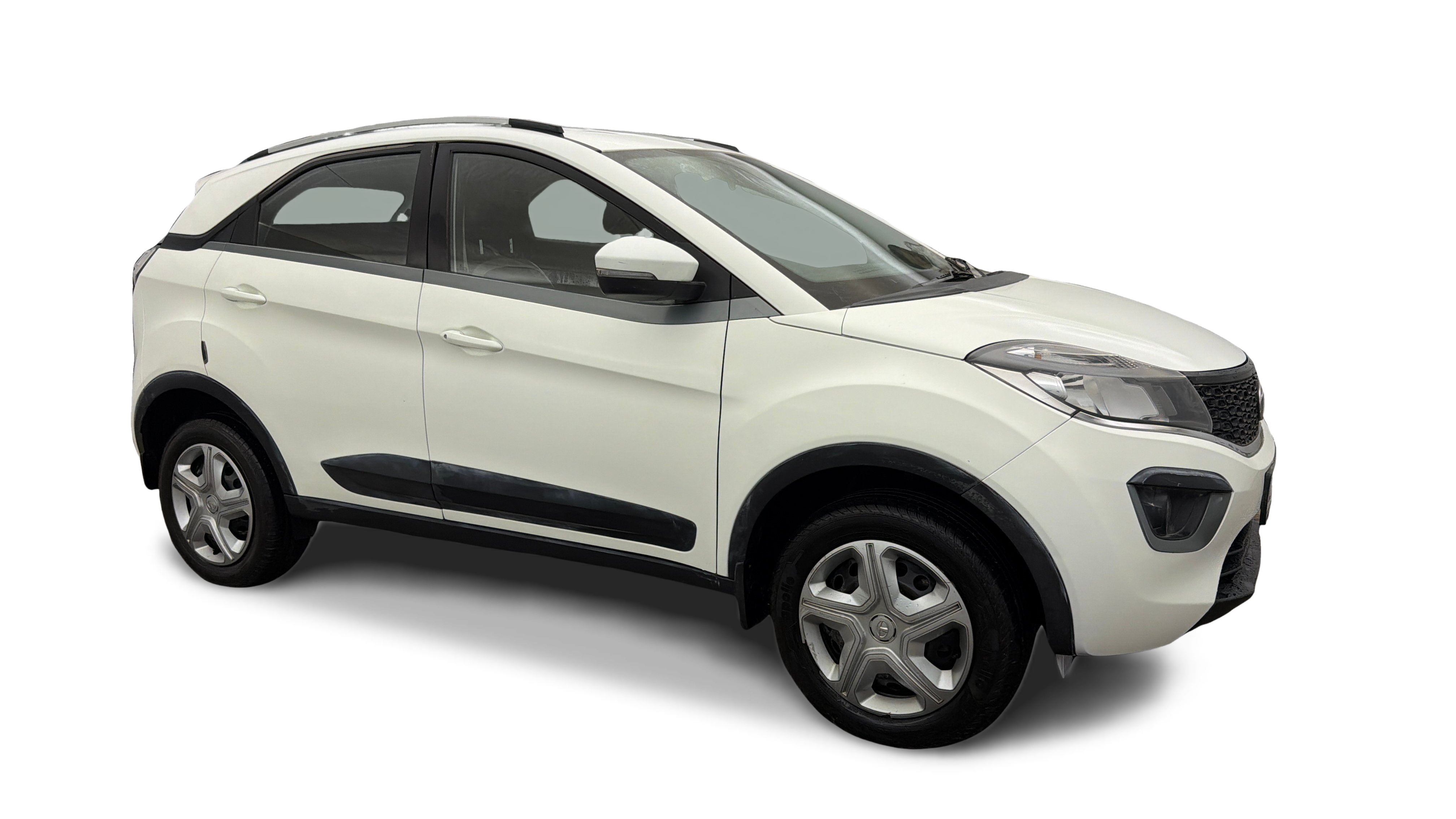 2018 Tata NEXON - SUV - Petrol - Manual - ₹4.07 lakh