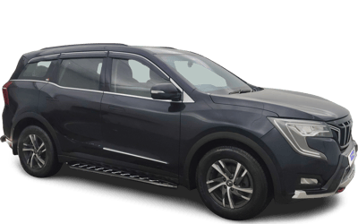 2022 Mahindra XUV700 - SUV - Petrol - Manual - ₹14.25 lakh