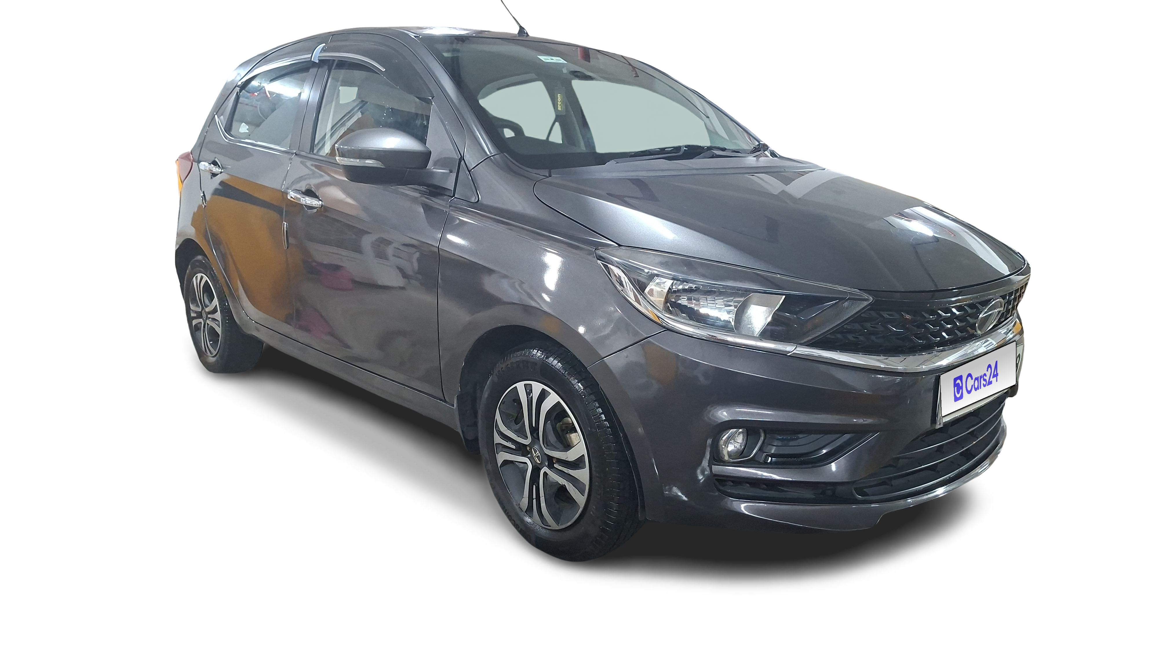2021 Tata Tiago - Hatchback - Petrol - Automatic - ₹4.50 lakh