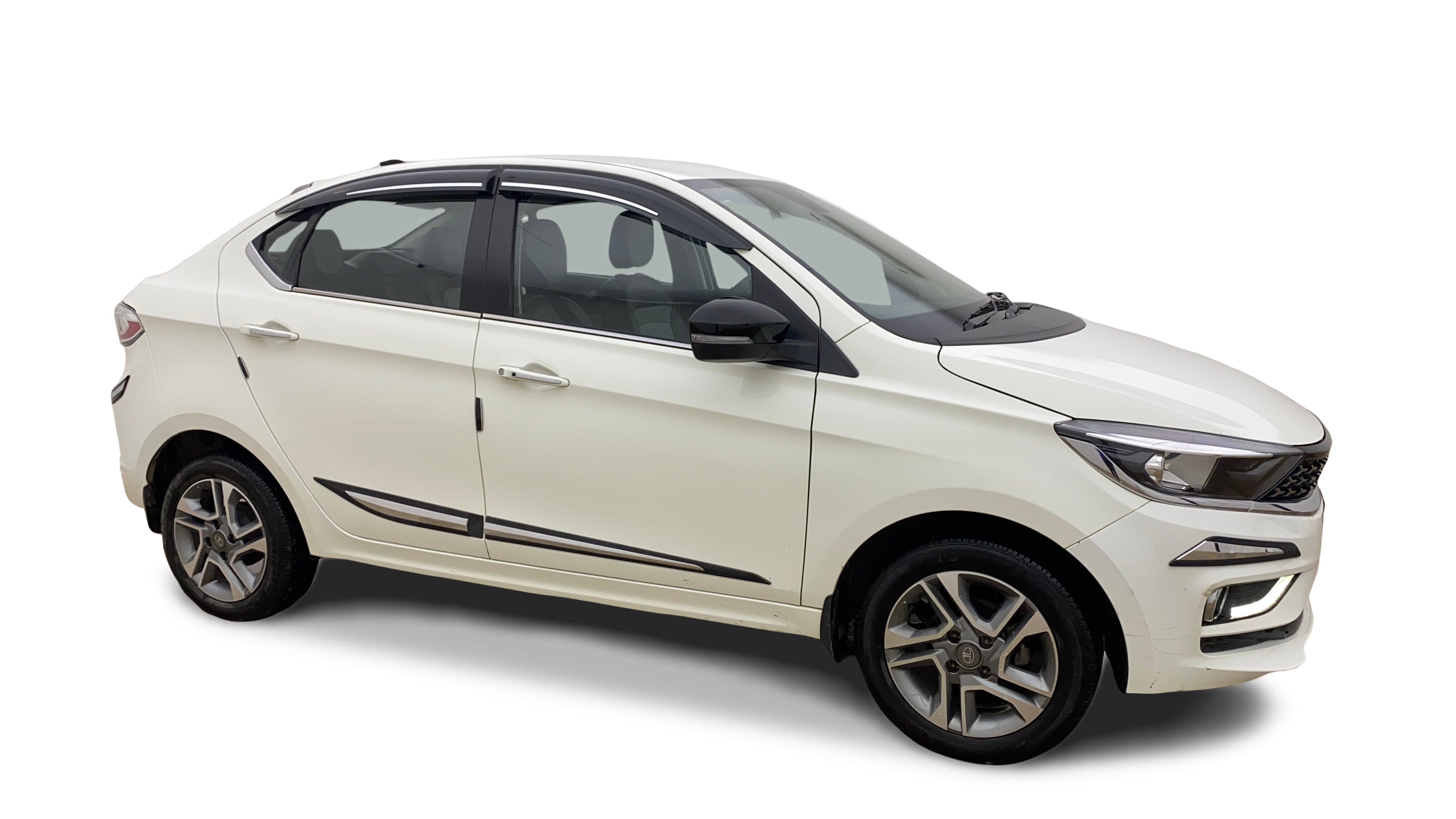 Tata TIGOR-img