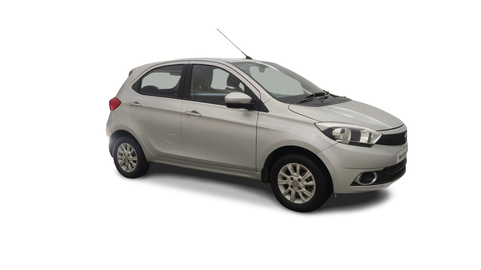 Tata Tiago-img
