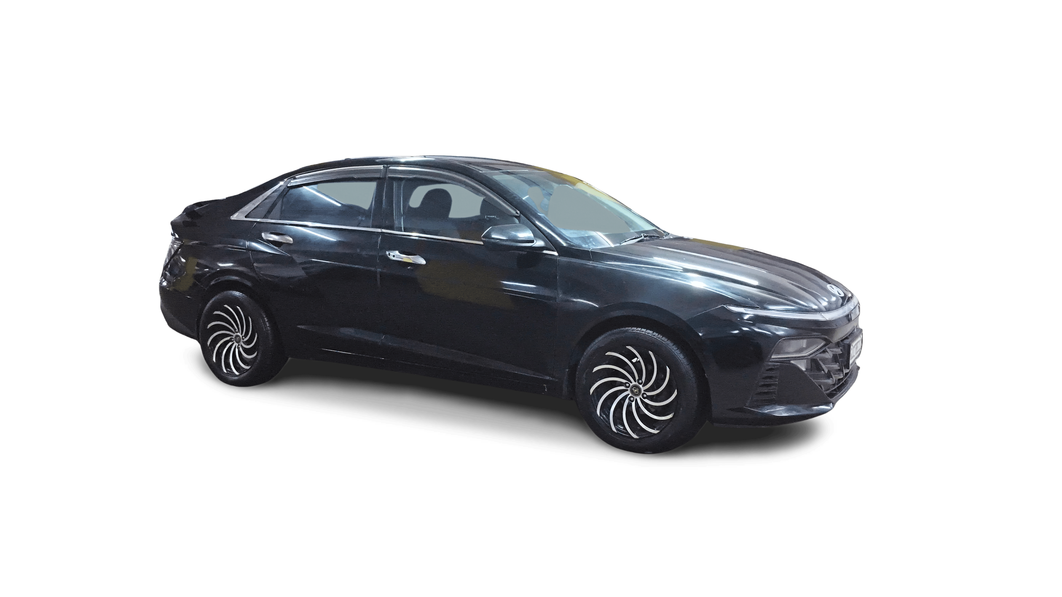 2023 Hyundai Verna - Sedan - Petrol - Manual - ₹8.80 lakh