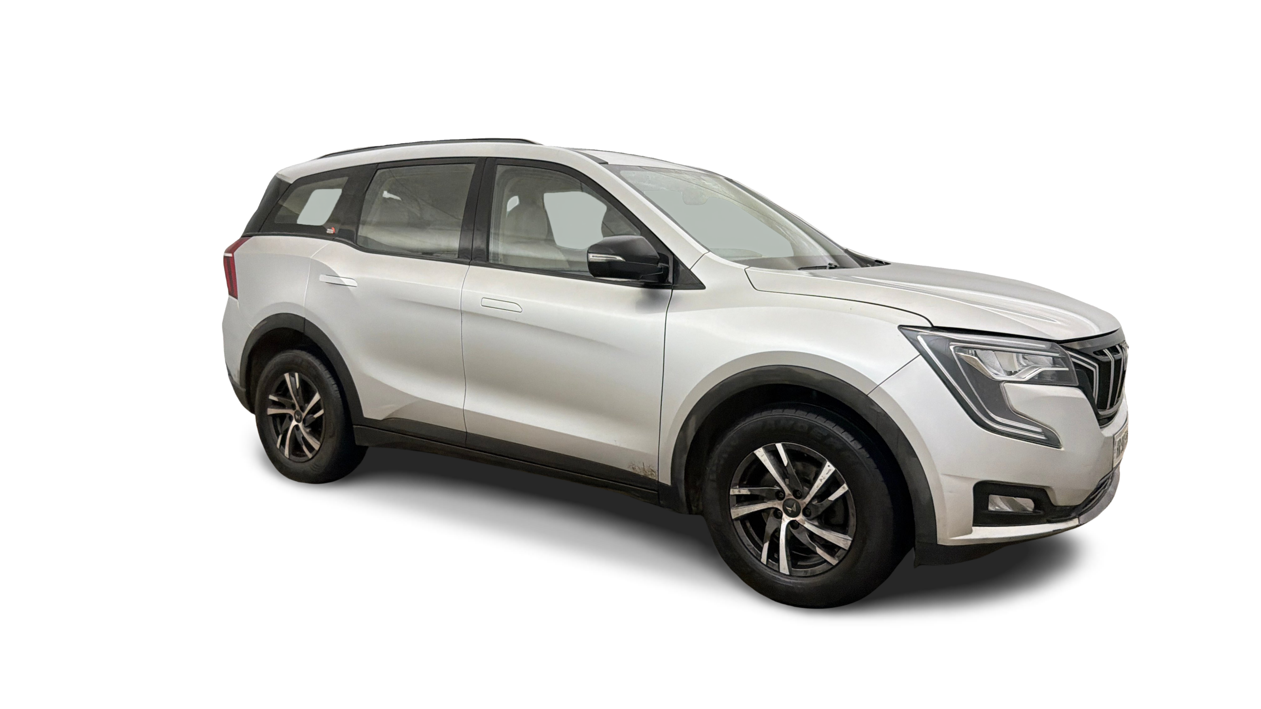 2022 Mahindra XUV700 - SUV - Petrol - Automatic - ₹13.80 lakh