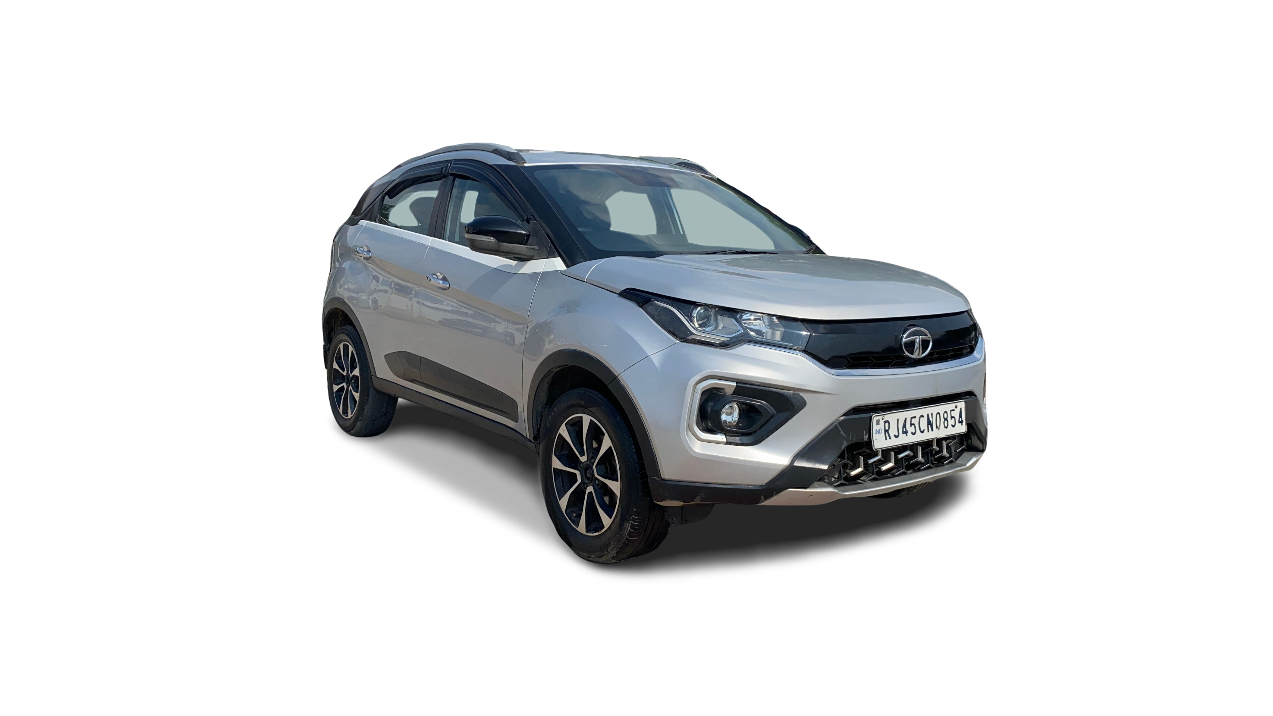 Tata NEXON-img