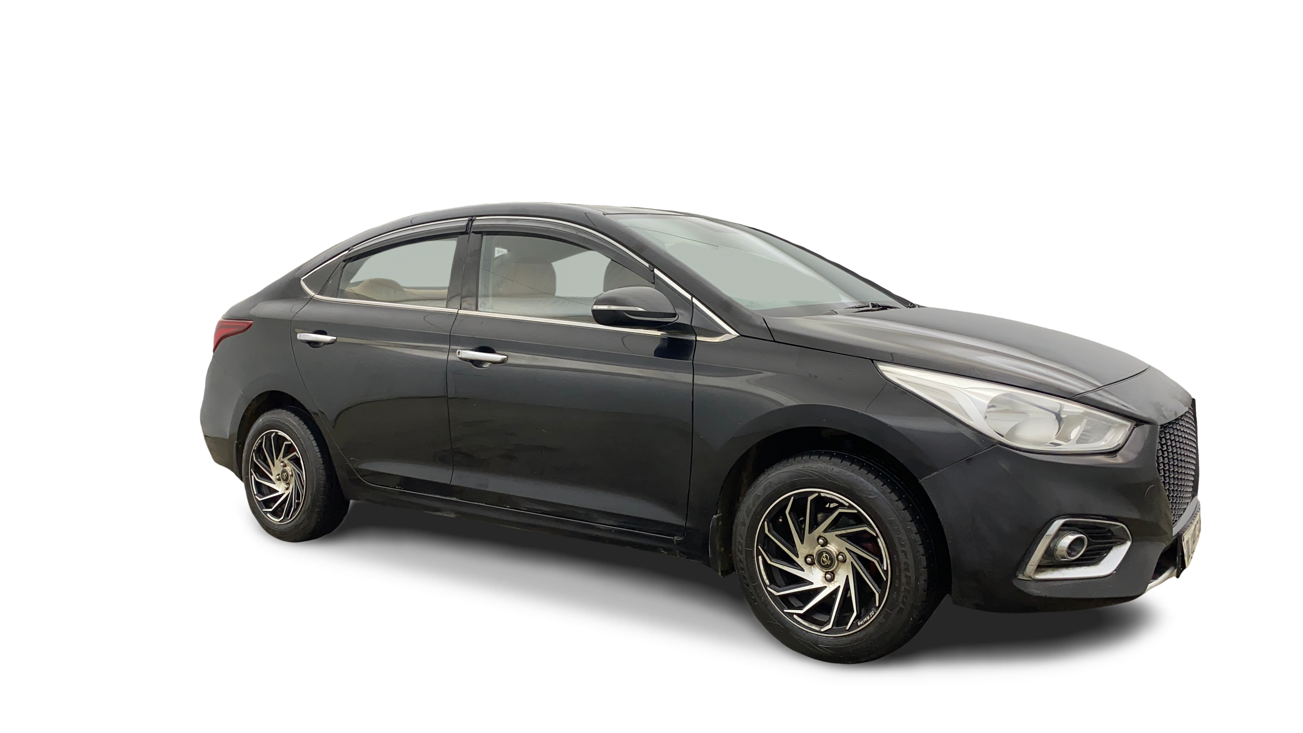2019 Hyundai Verna - Sedan - Petrol - Manual - ₹5.85 lakh