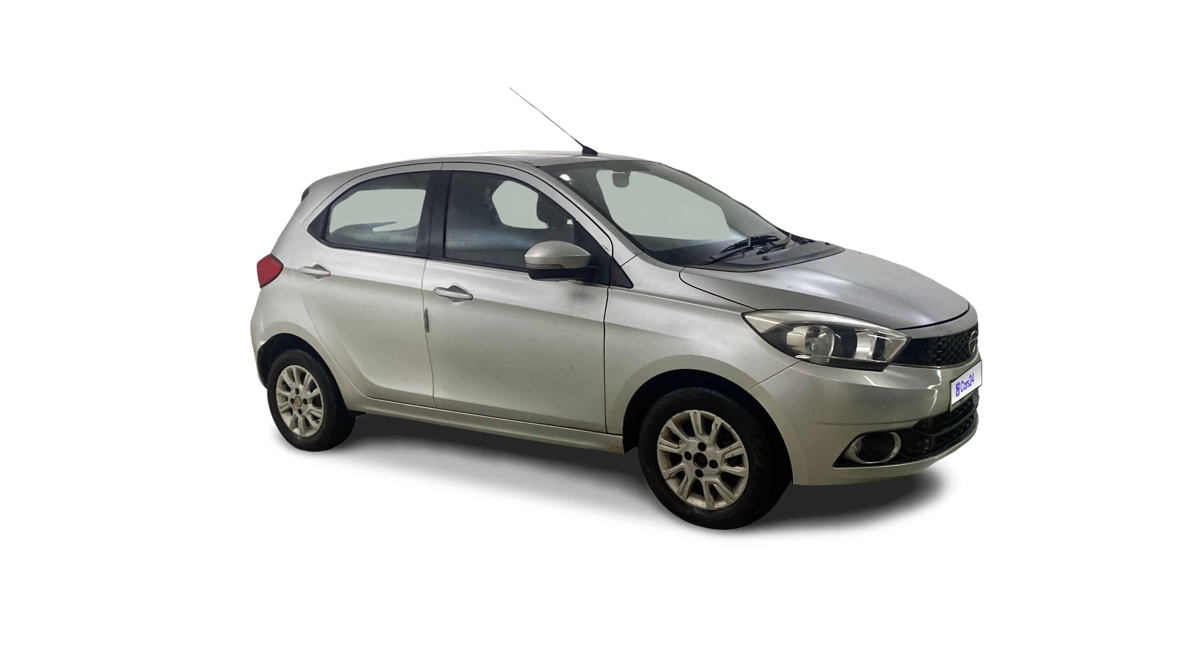 2016 Tata Tiago - Hatchback - Petrol - Manual - ₹3.18 lakh