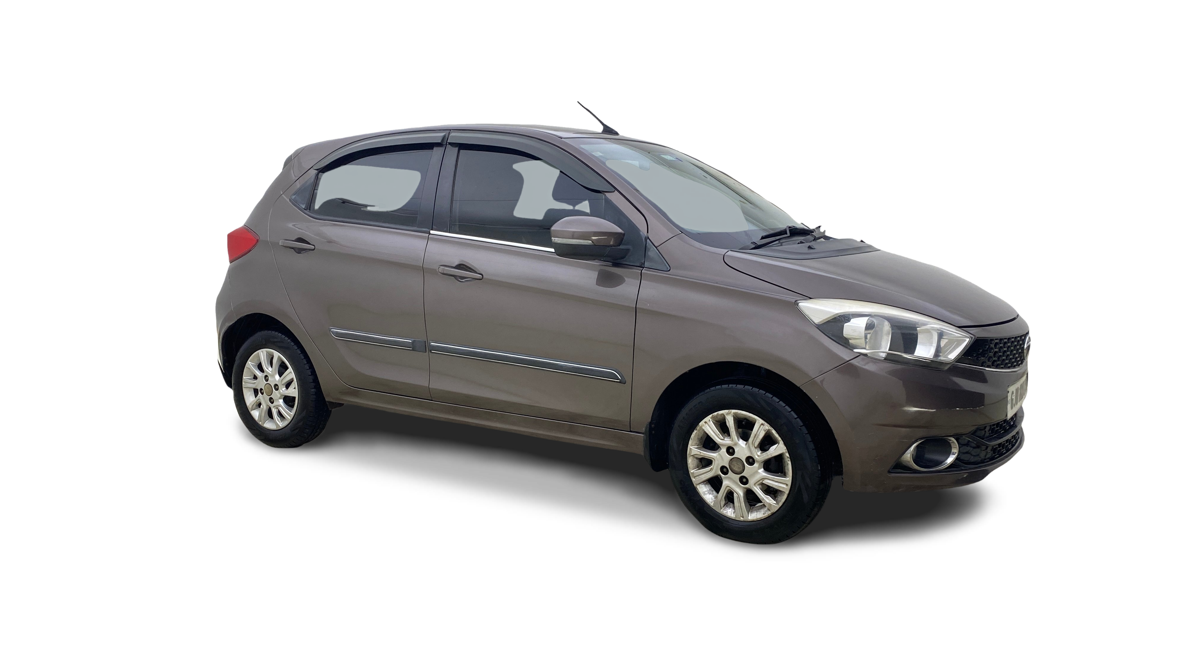 2017 Tata Tiago - Hatchback - Petrol - Manual - ₹3.13 lakh