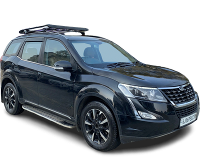 Mahindra XUV500-img