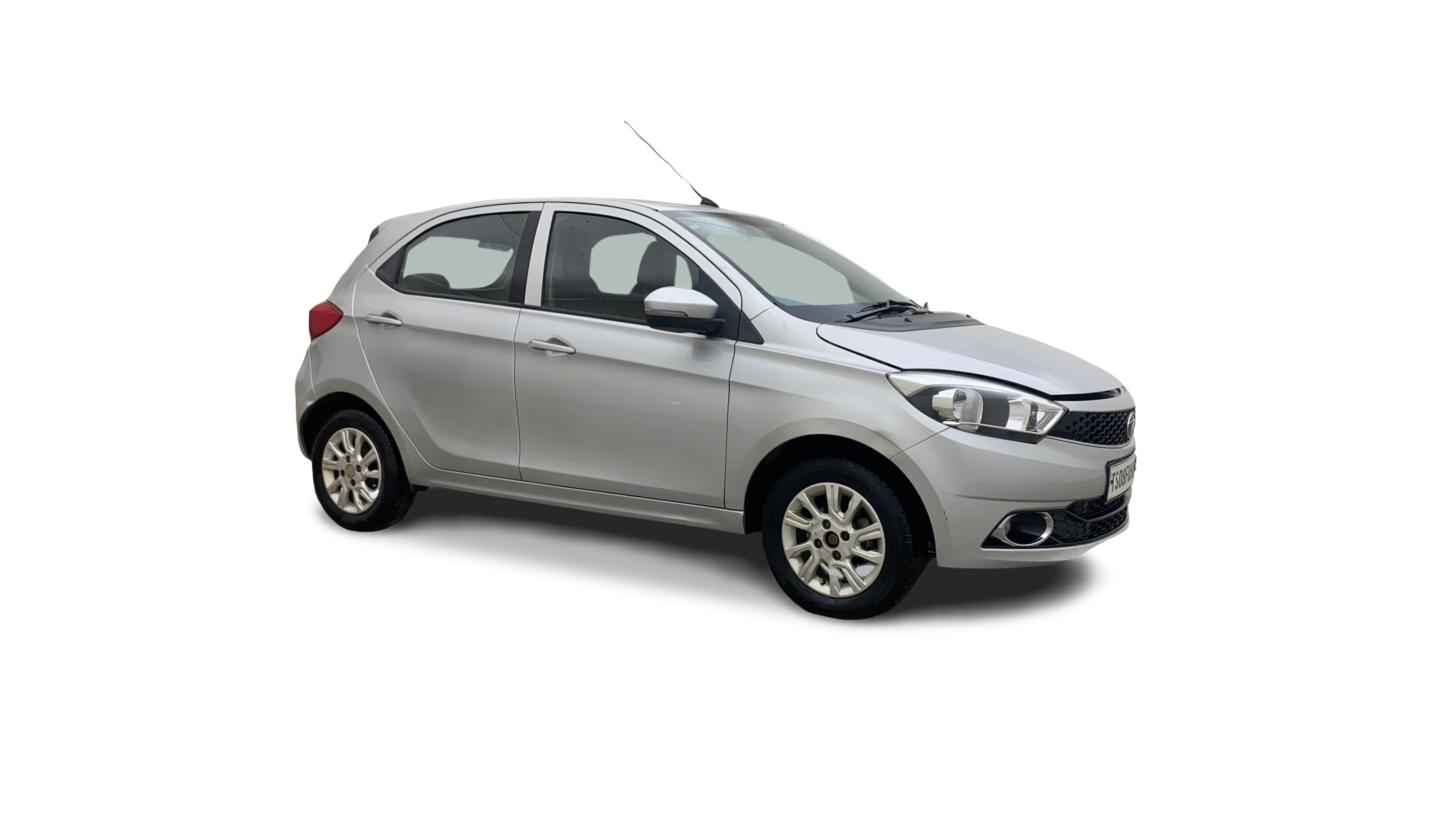 Tata Tiago-img