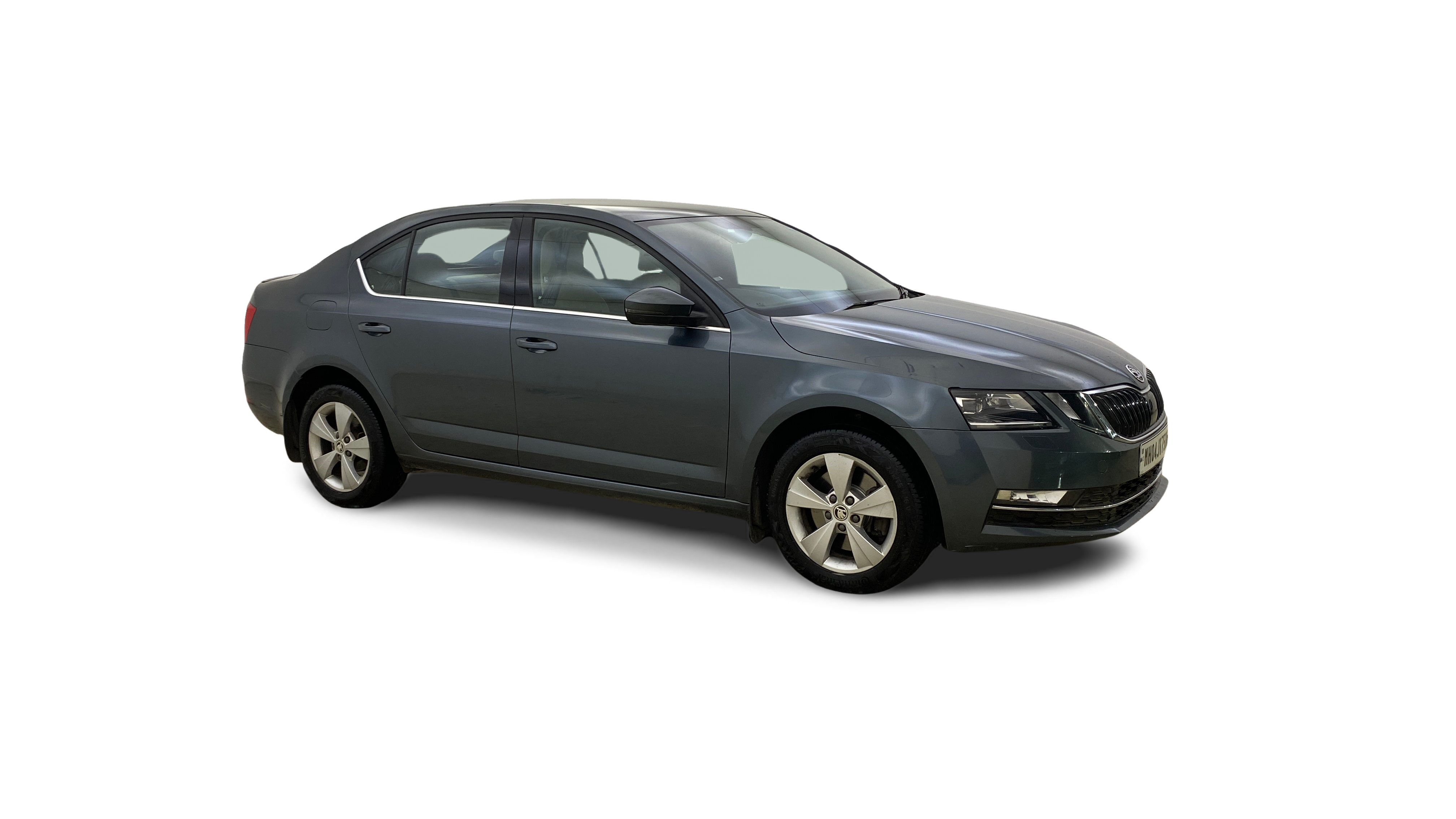 2019 Skoda Octavia - Sedan - Petrol - Automatic - ₹9.43 lakh